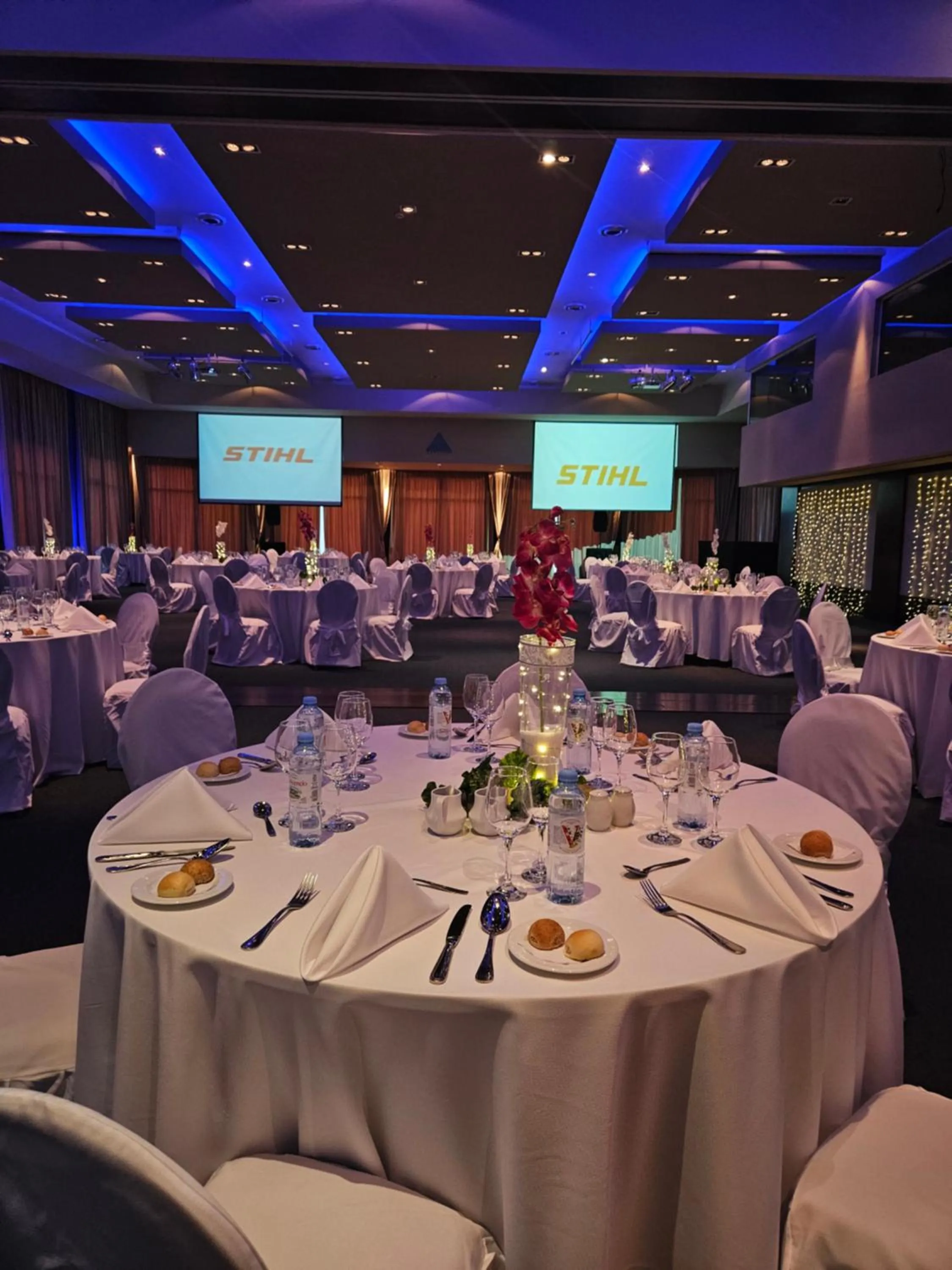 Food and drinks in Alto Calafate Hotel