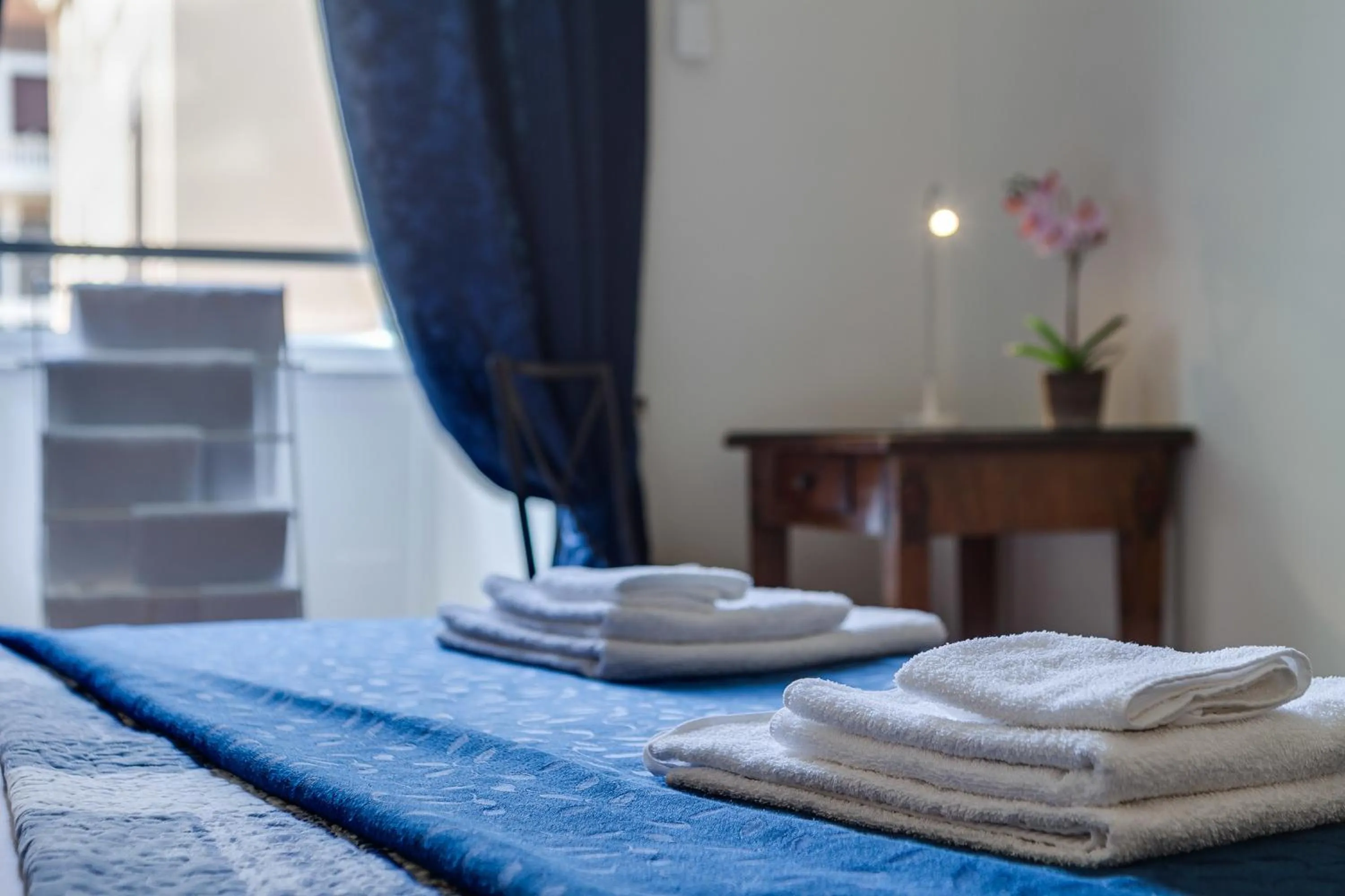 Bedroom, Bed in Otium Maecenatis Apartments