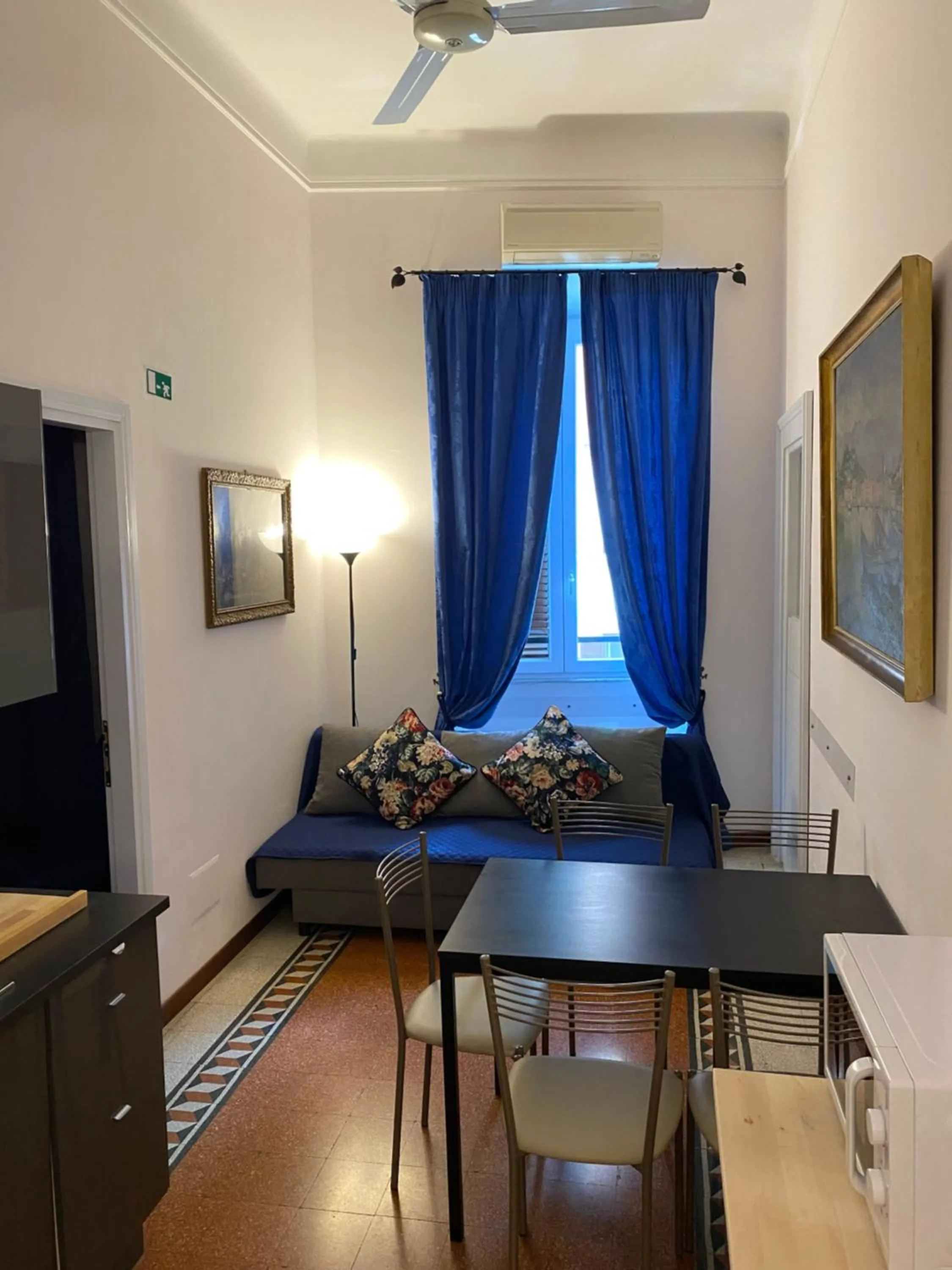 Bed in Otium Maecenatis Apartments