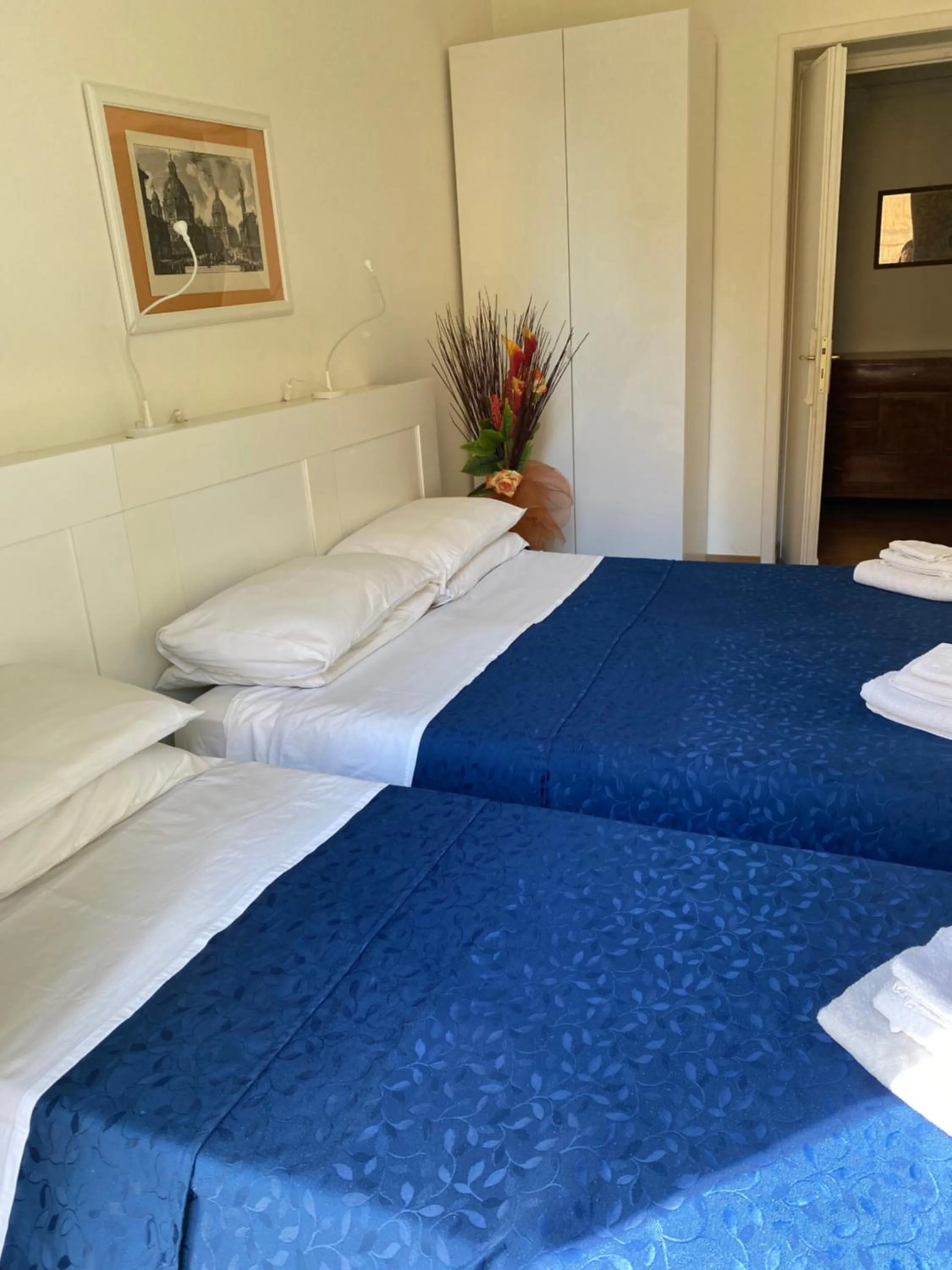 Bed in Otium Maecenatis Apartments