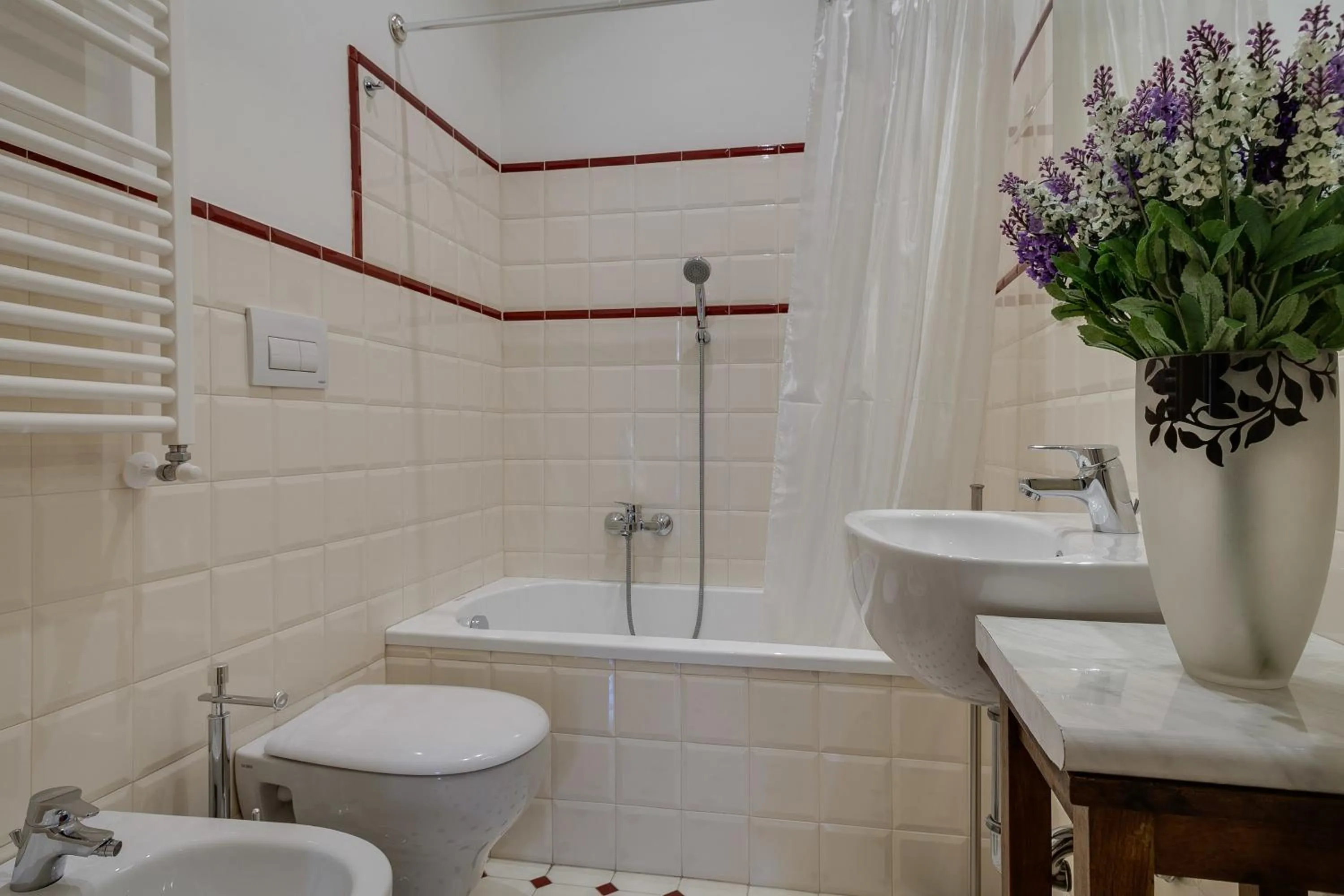 Bathroom in Otium Maecenatis Apartments