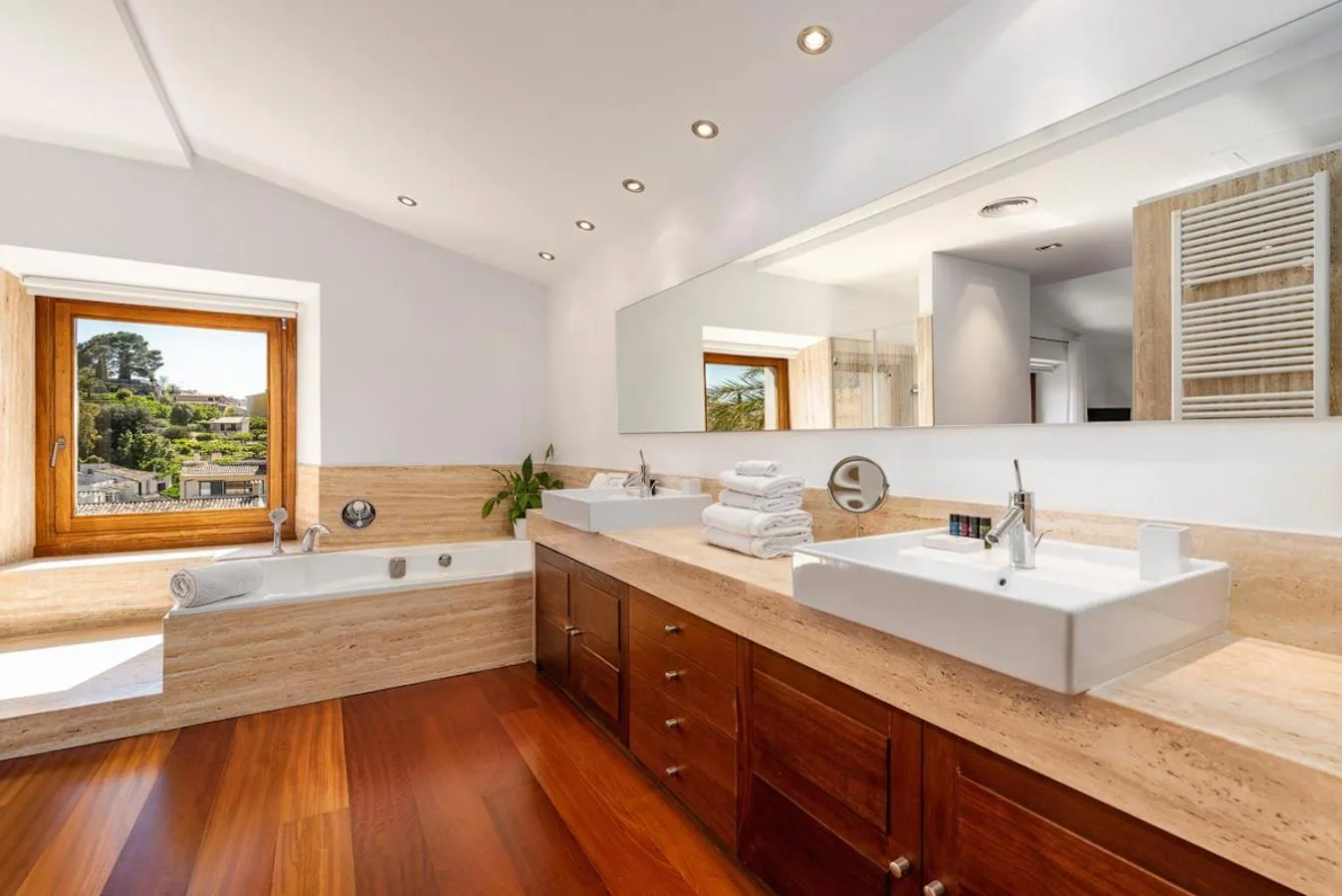 Bathroom in Finca Son Arnau