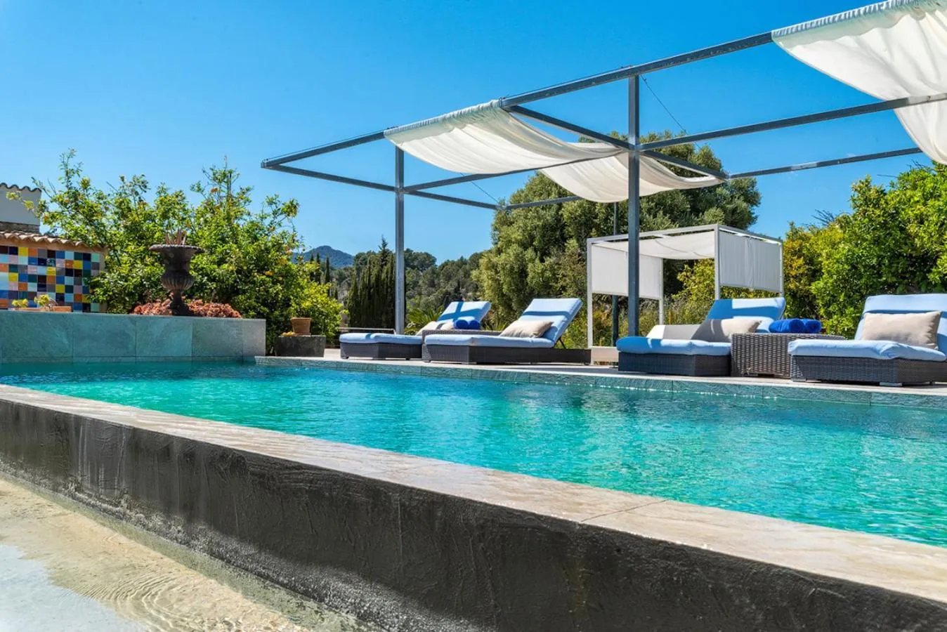 Swimming pool in Finca Son Arnau