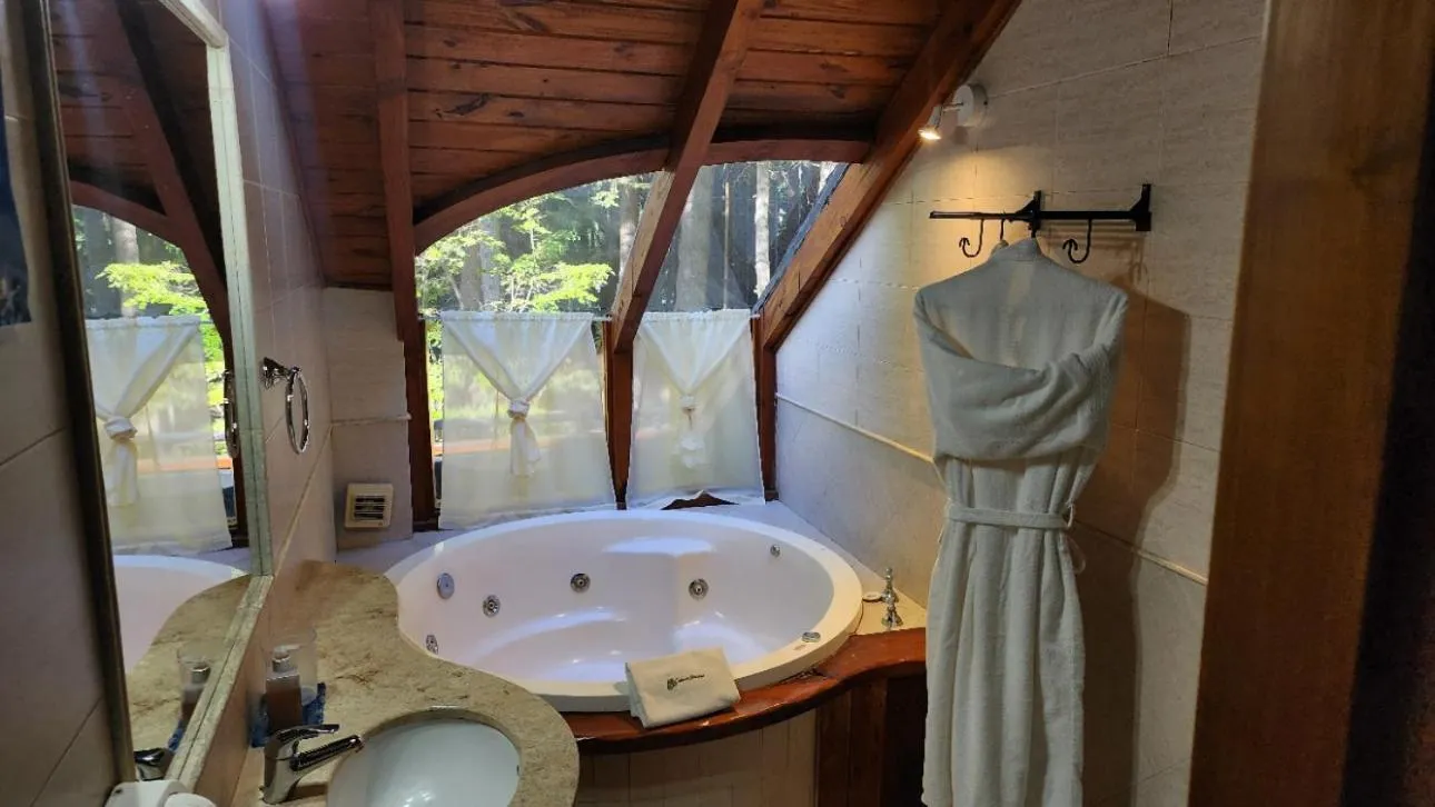 Casa Del Bosque Aparts