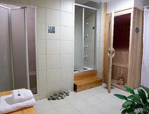 Sauna in Casa Del Bosque Aparts