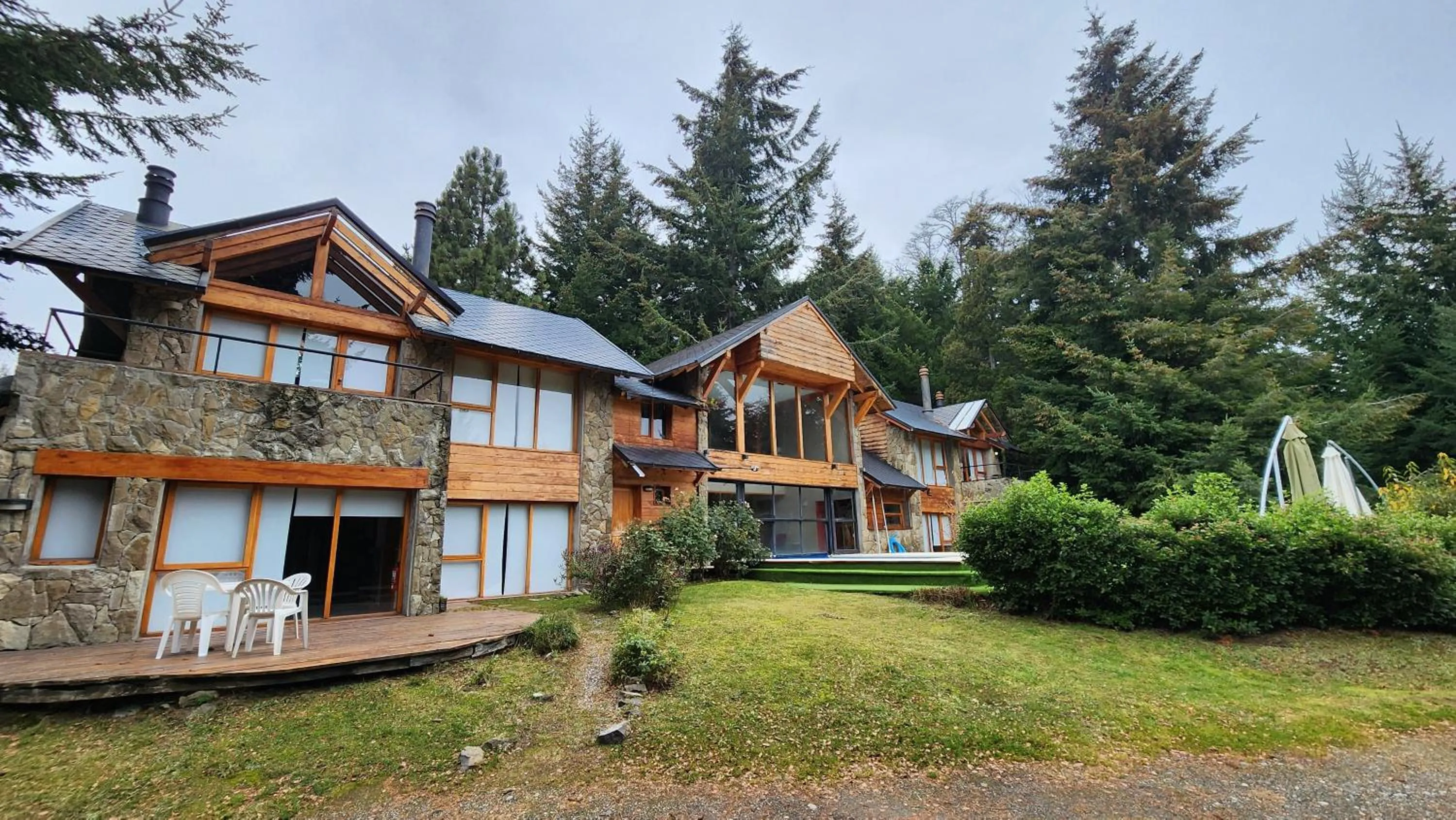 Casa Del Bosque Aparts