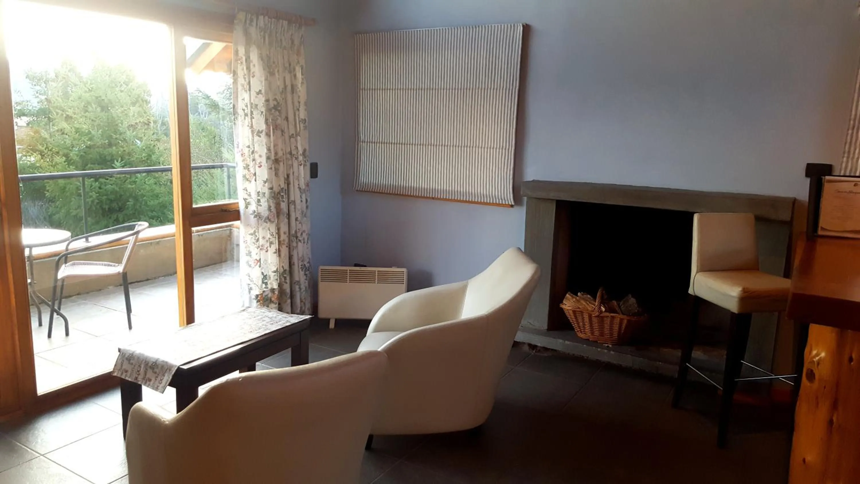 Living room in Casa Del Bosque Aparts