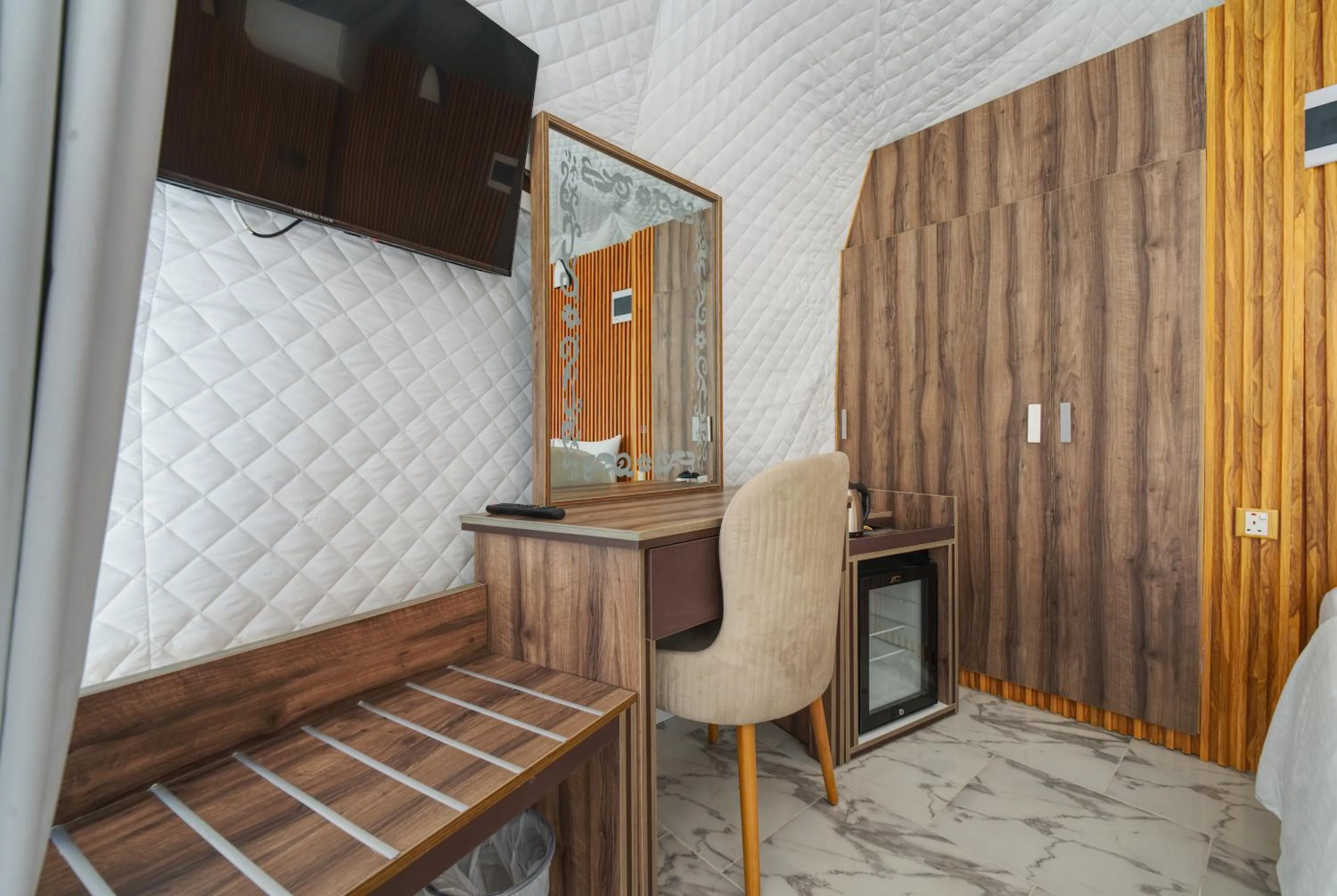 furniture in The Rock Camp Petra