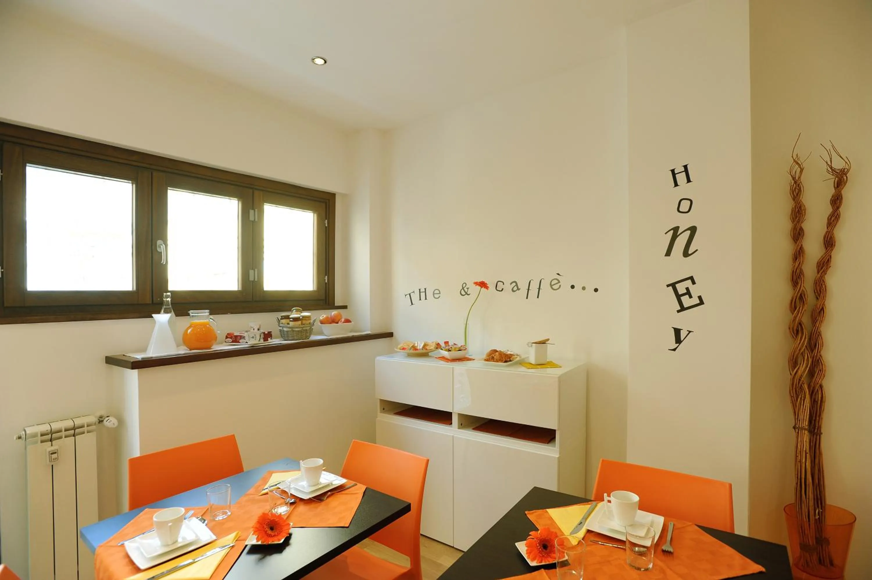 Decorative detail in Honey Rooms