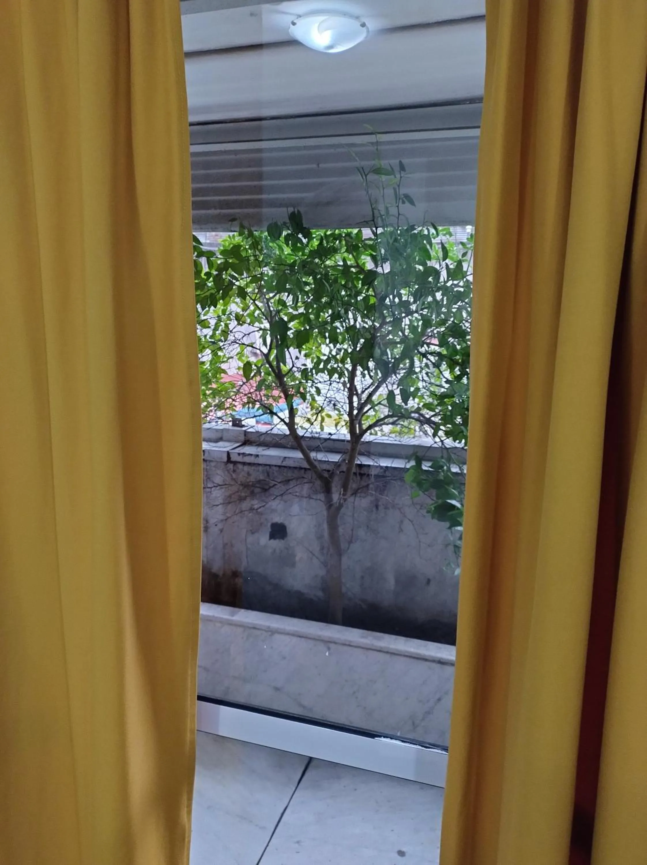 Bedroom in San Remo City Hotel