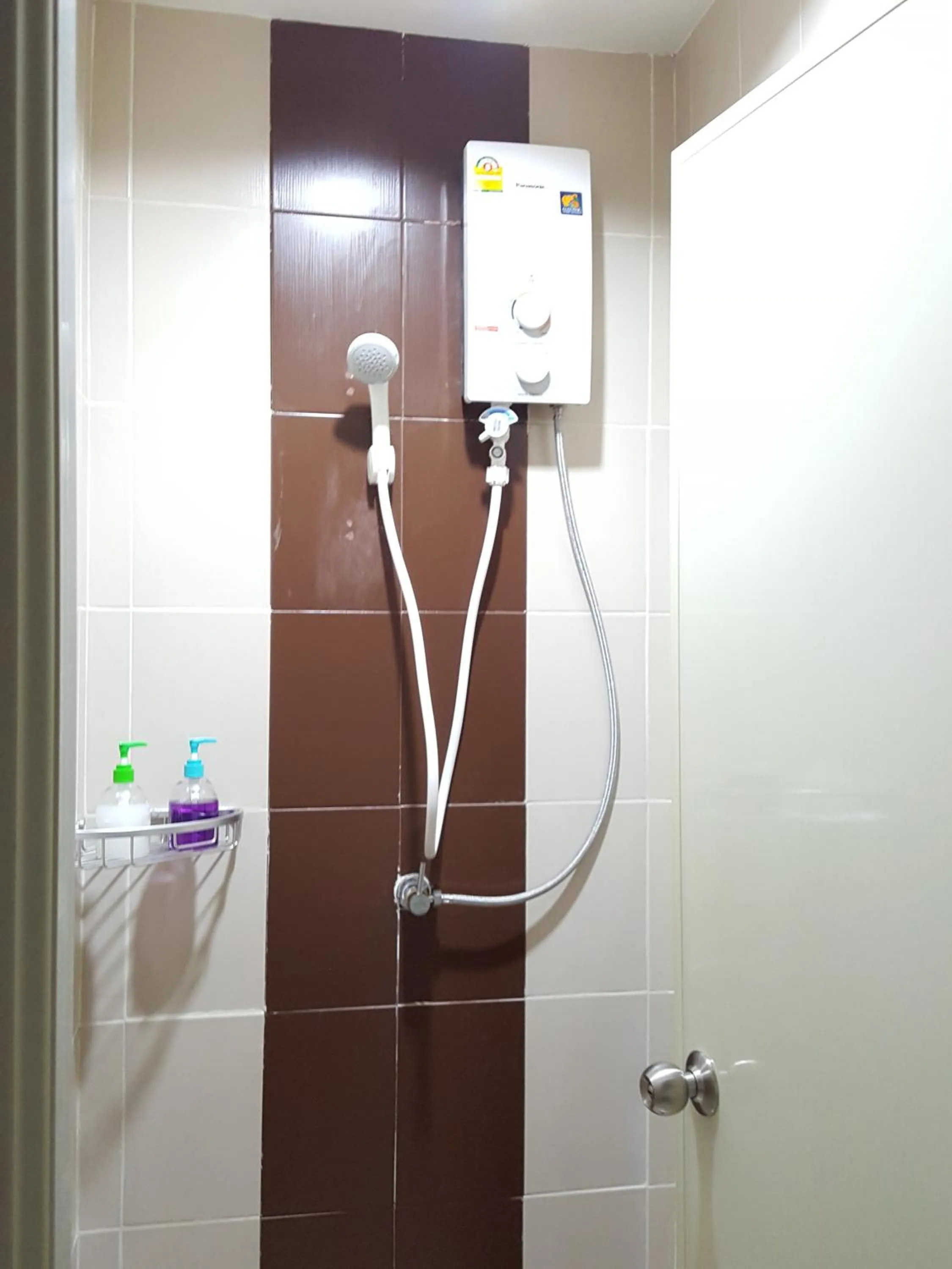 Bathroom in Bangkok Check Inn @Chareon Krung