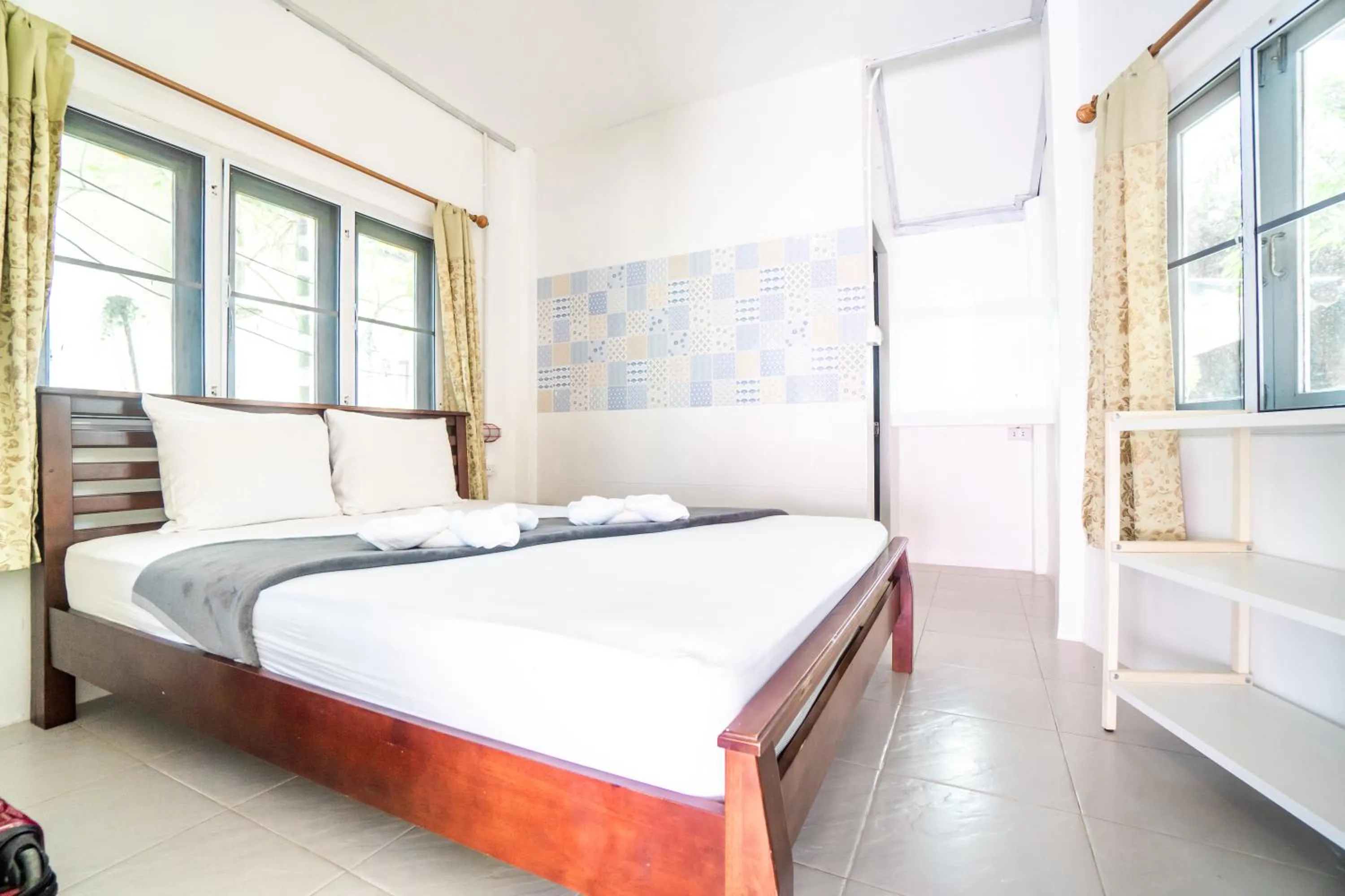 Bed in Slumber Party Koh Tao