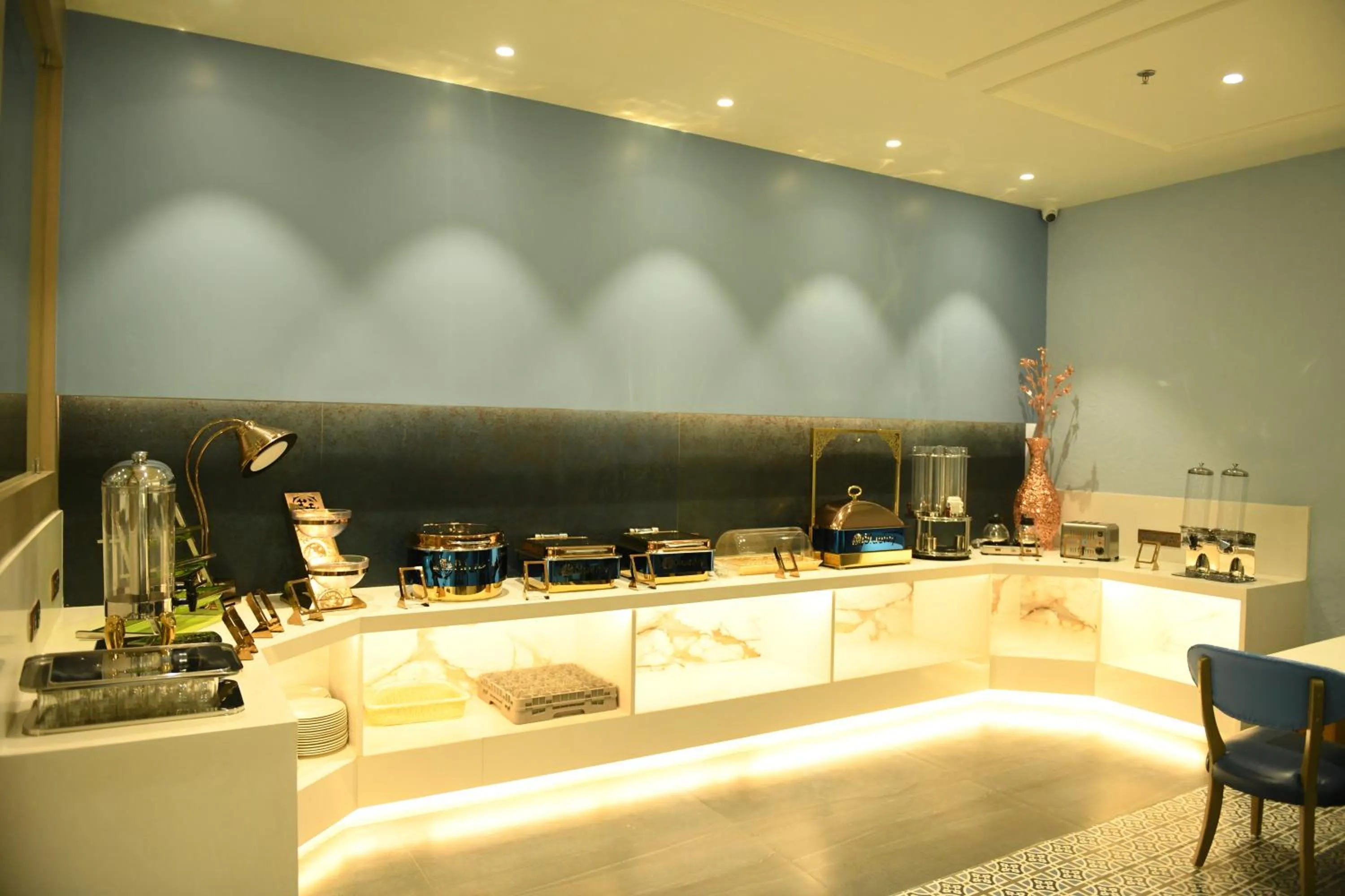 Food in Hotel Blueivy Anand