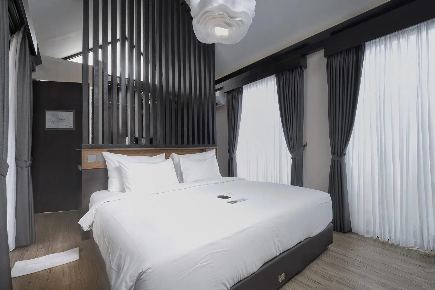 Bedroom, Bed in Sunsetfalls Gardens and Resort