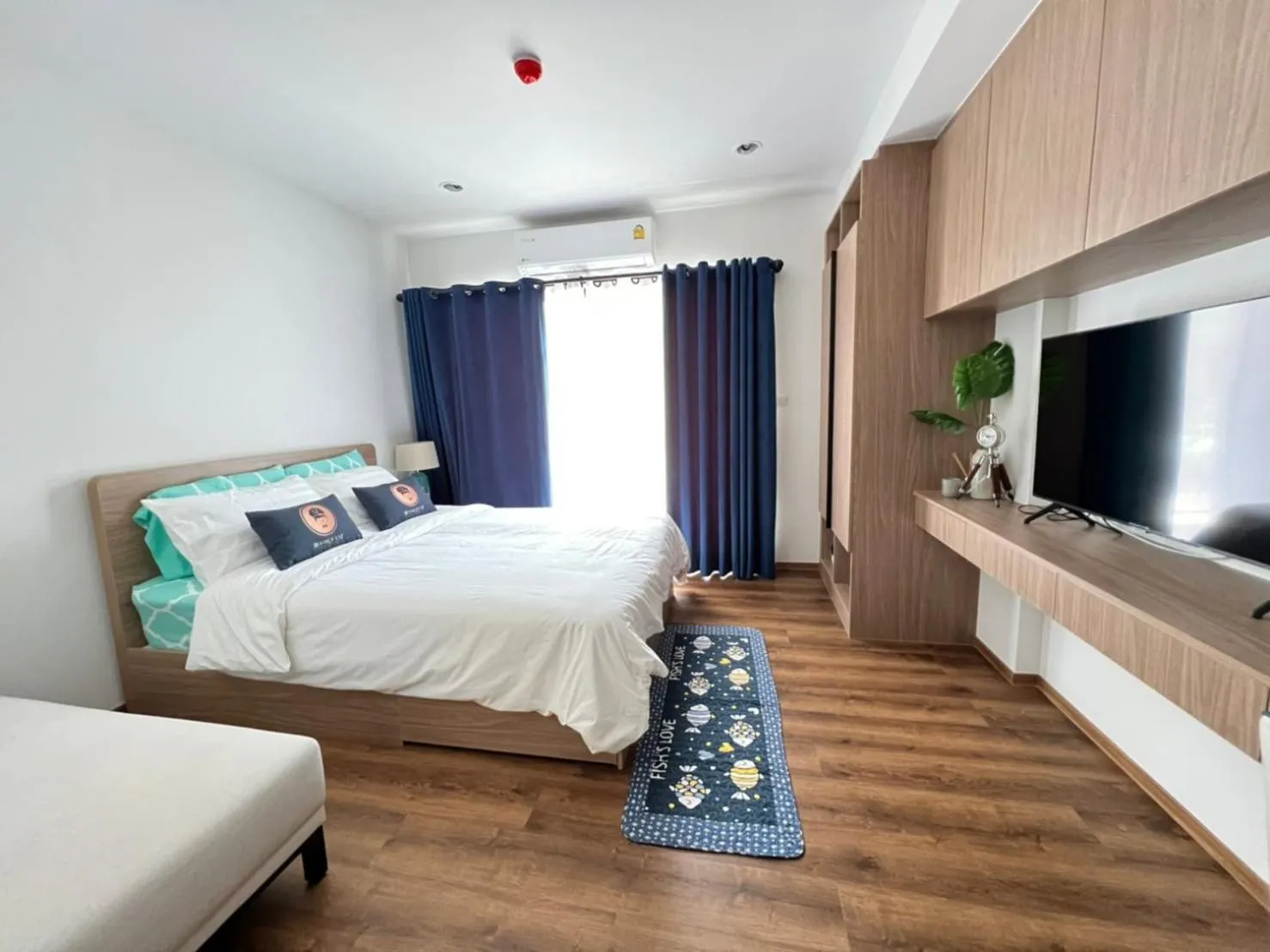 Photo of the whole room in RoomQuest Hua-Hin Lahabana