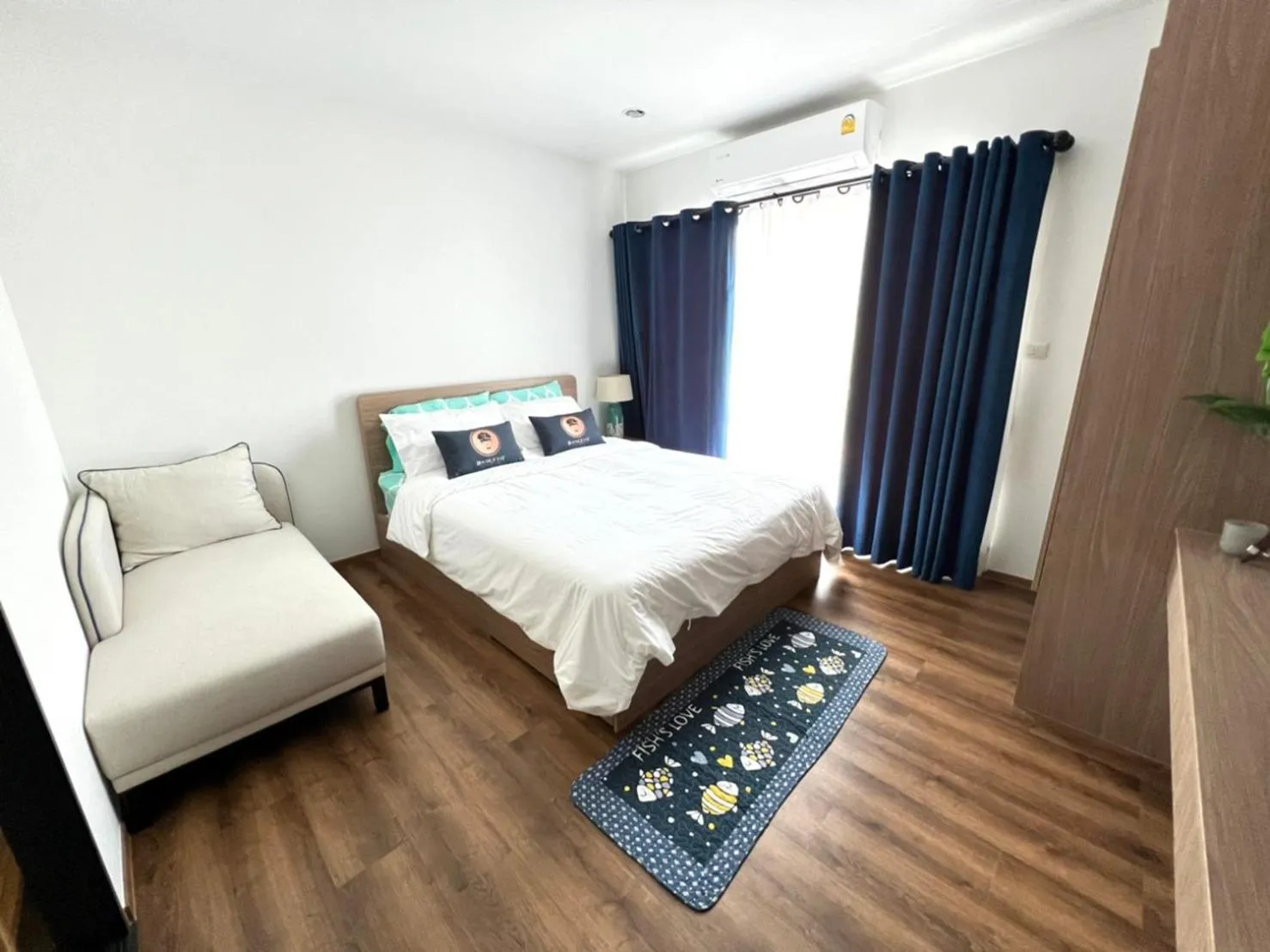 Photo of the whole room in RoomQuest Hua-Hin Lahabana