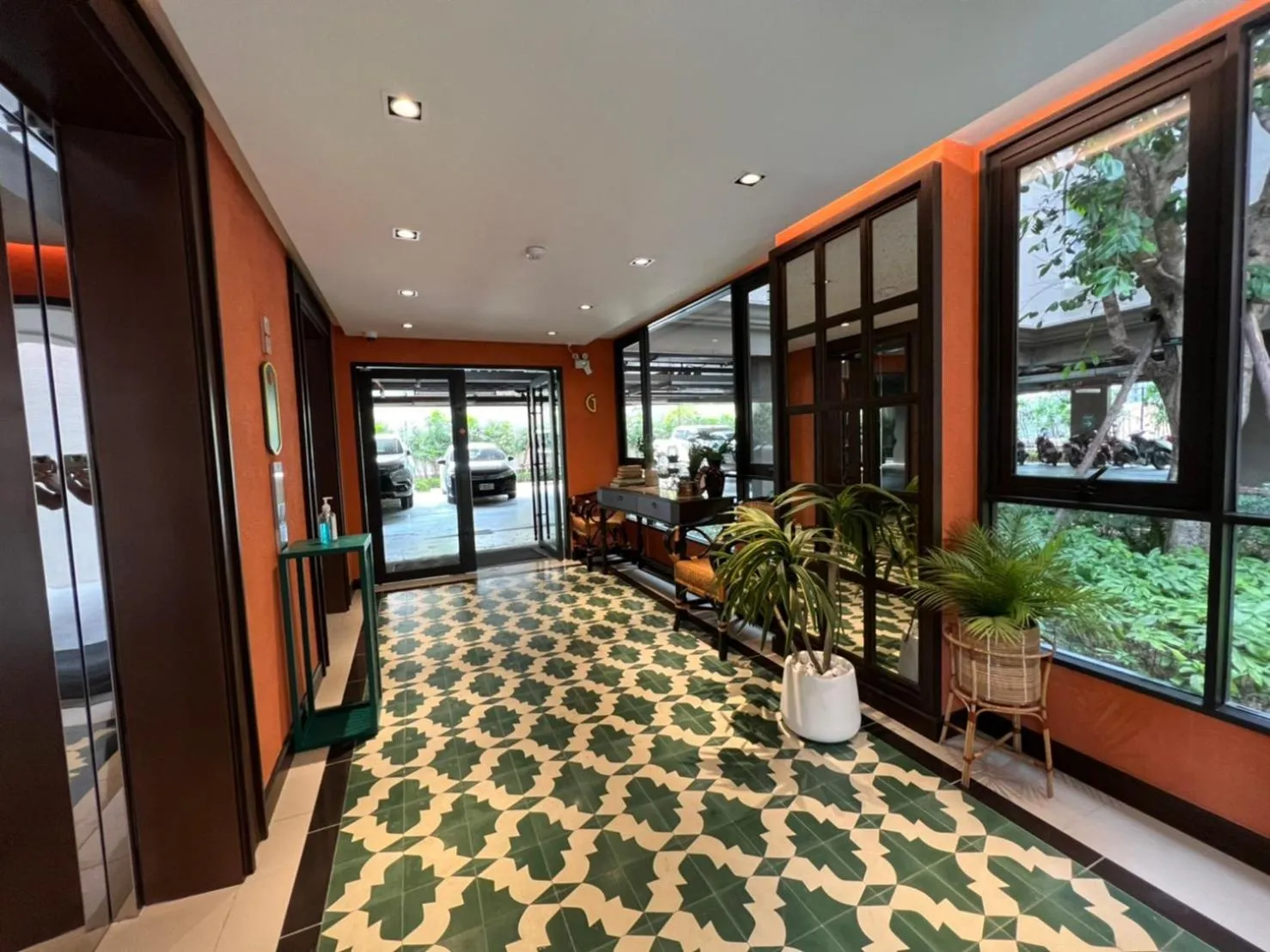 Lobby or reception in RoomQuest Hua-Hin Lahabana