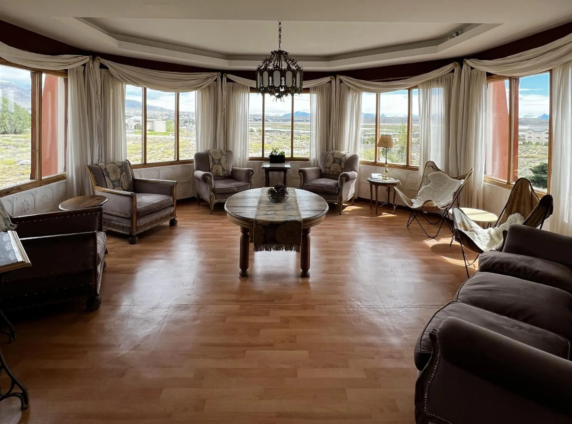 Property building in Meulen Hosteria y Apart