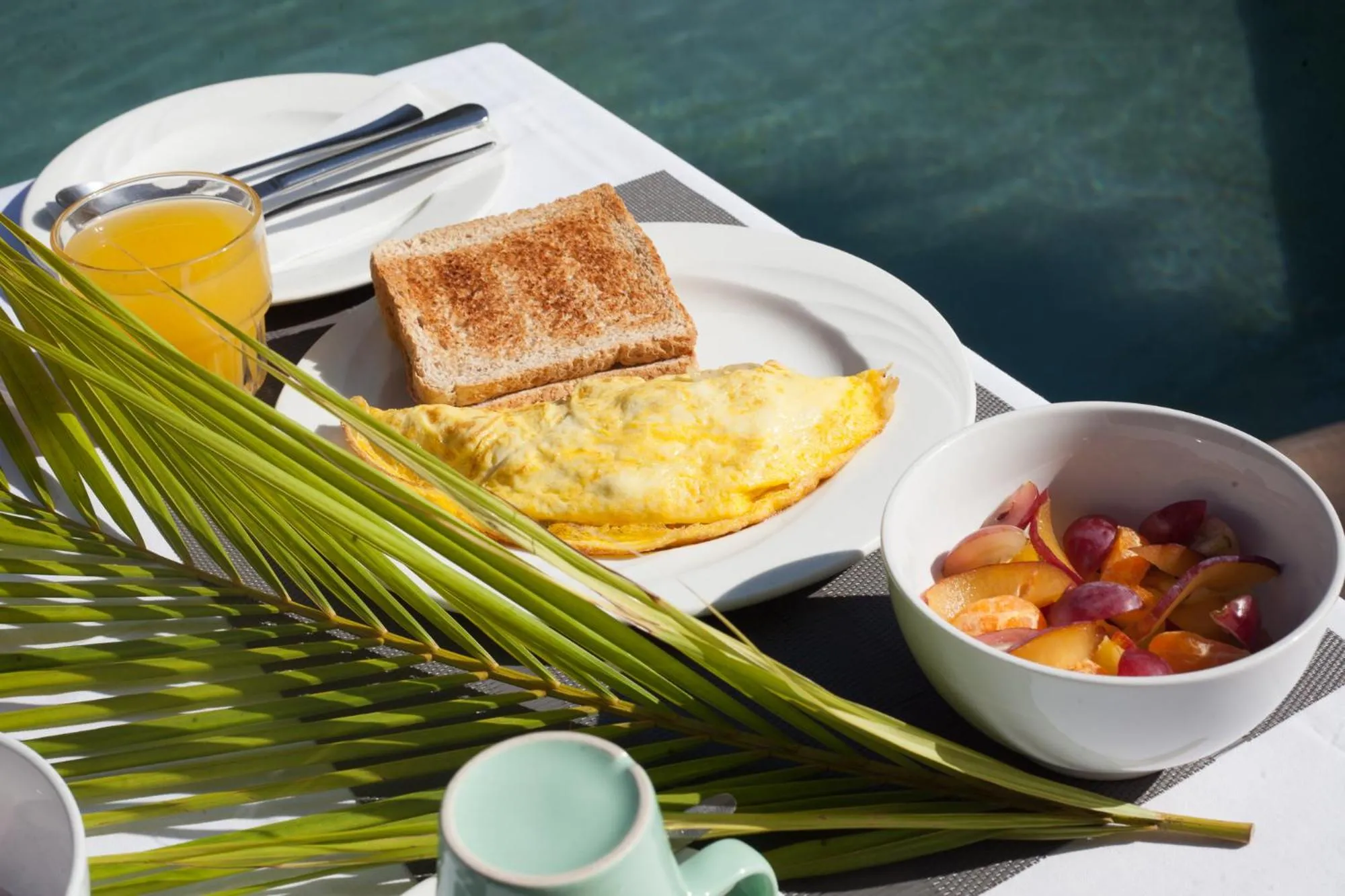 Breakfast in Caza Beach Guesthouse