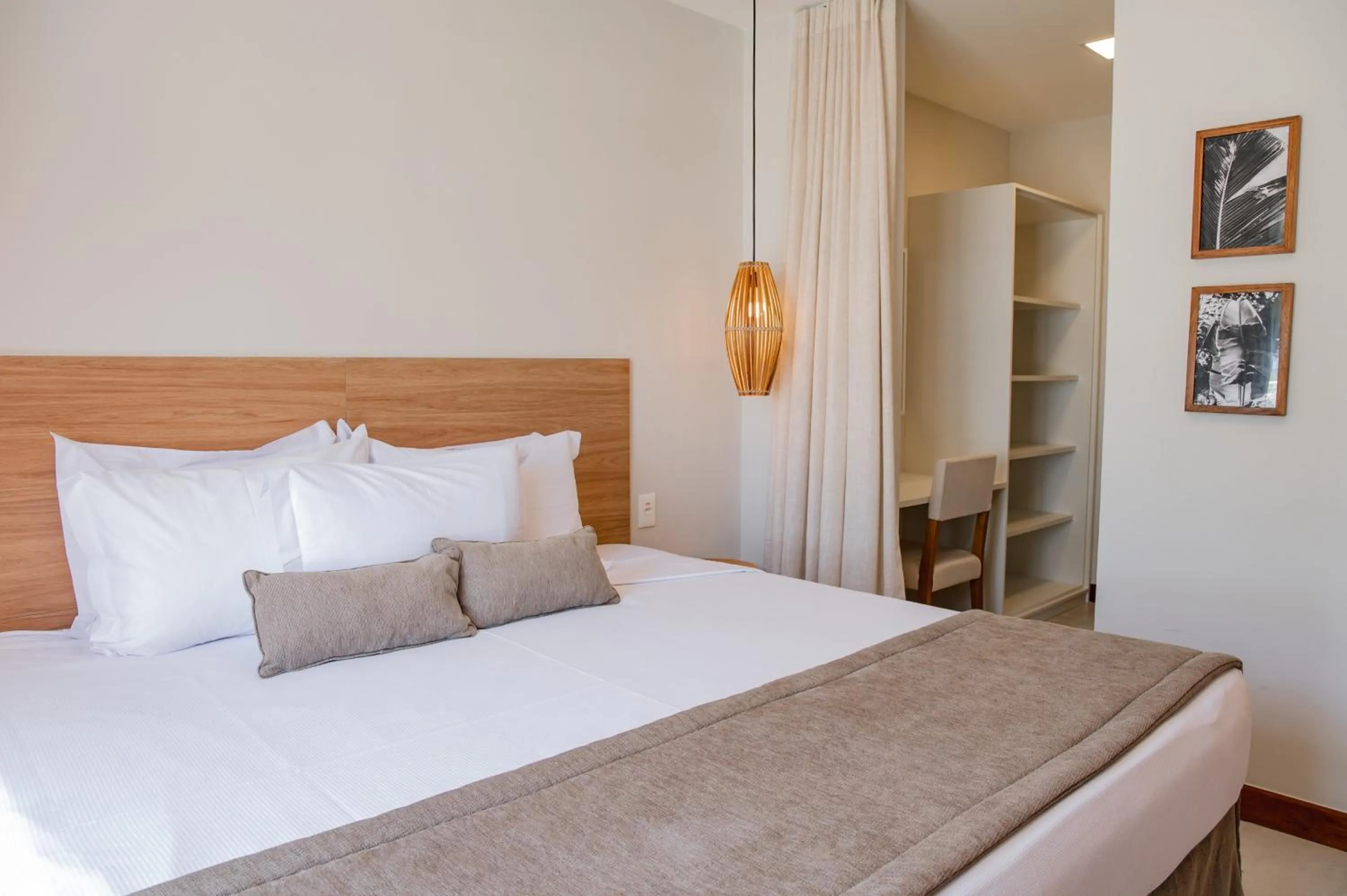 Photo of the whole room, Bed in Hotel Boutique & Spa Ponta de Inhambupe by Slaviero Hotéis