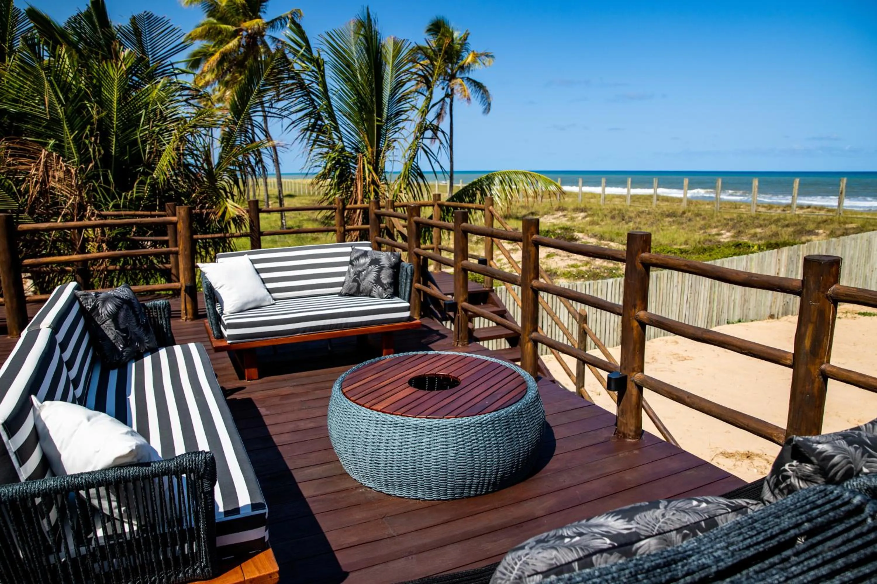 Patio in Hotel Boutique & Spa Ponta de Inhambupe by Slaviero Hotéis