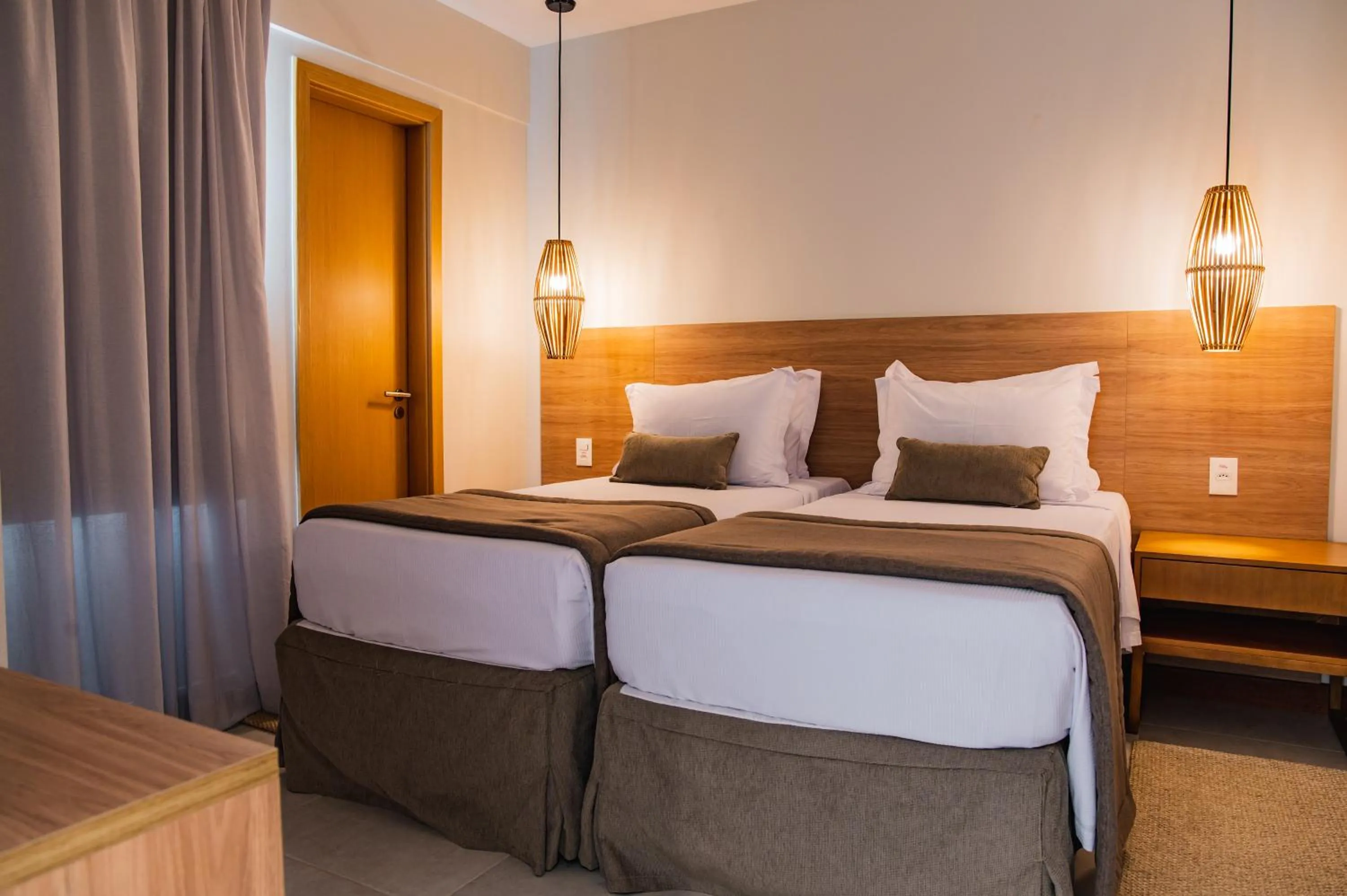 Bedroom, Bed in Hotel Boutique & Spa Ponta de Inhambupe by Slaviero Hotéis