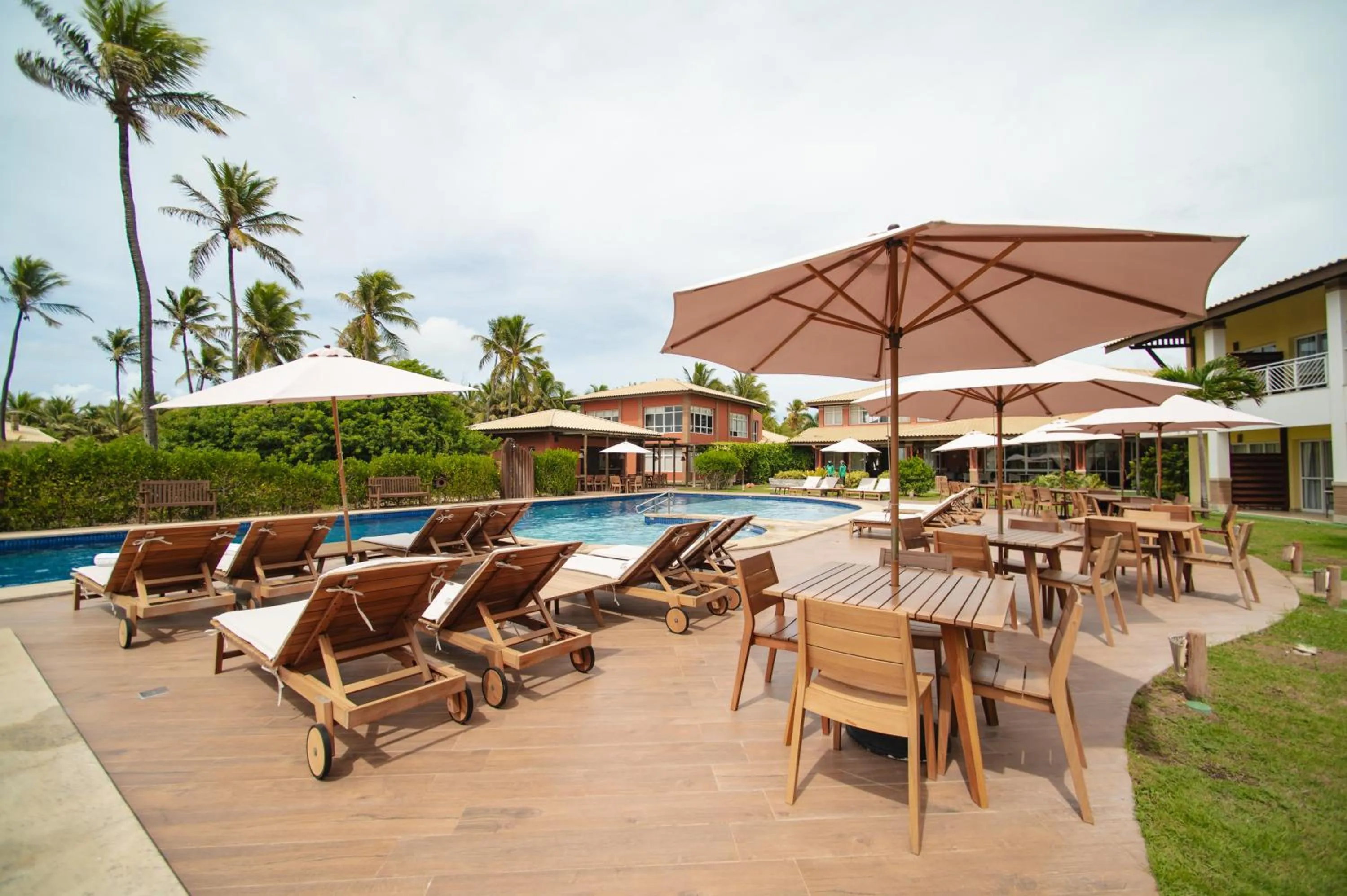 Swimming pool in Hotel Boutique & Spa Ponta de Inhambupe by Slaviero Hotéis