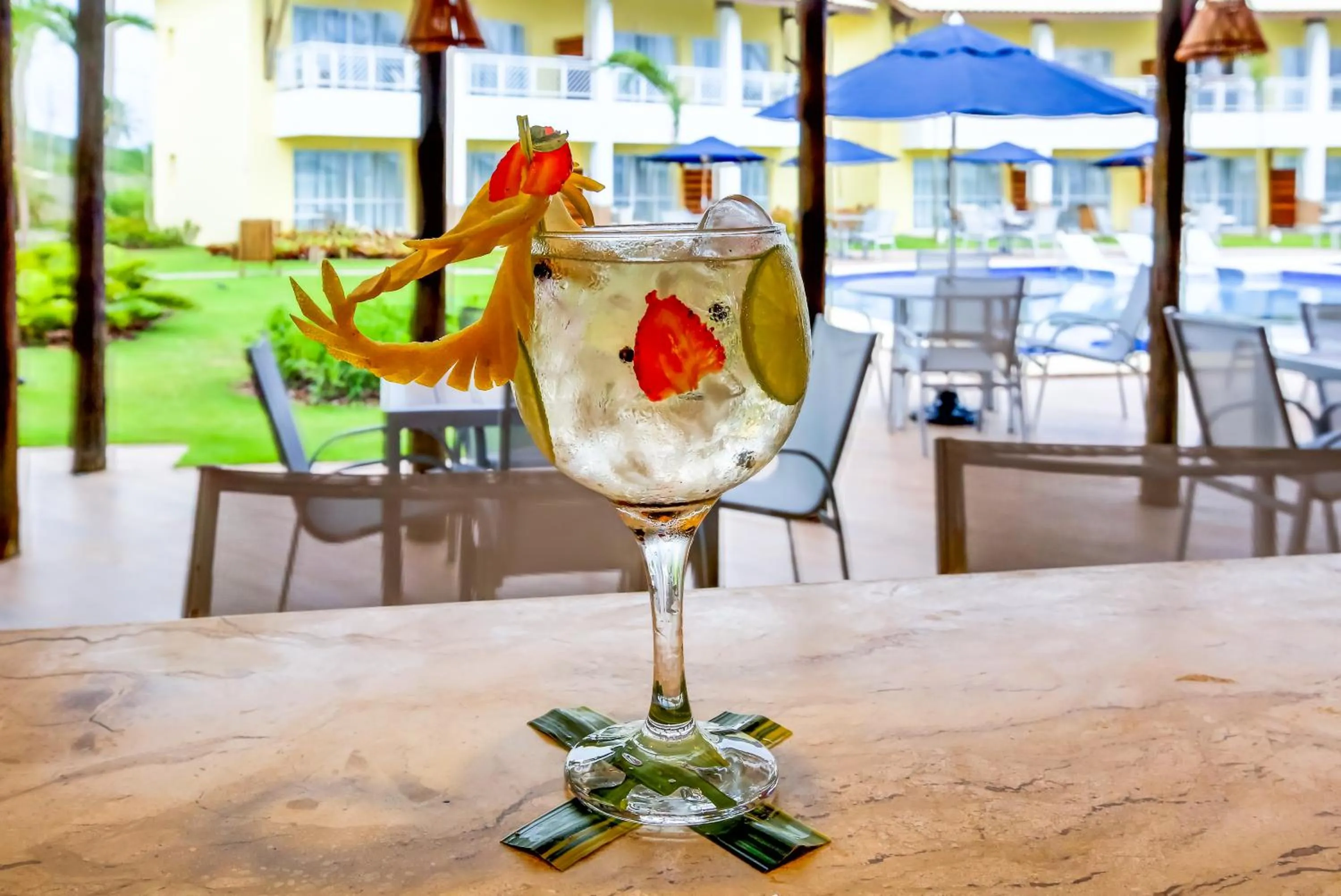 Lounge or bar in Hotel Boutique & Spa Ponta de Inhambupe by Slaviero Hotéis