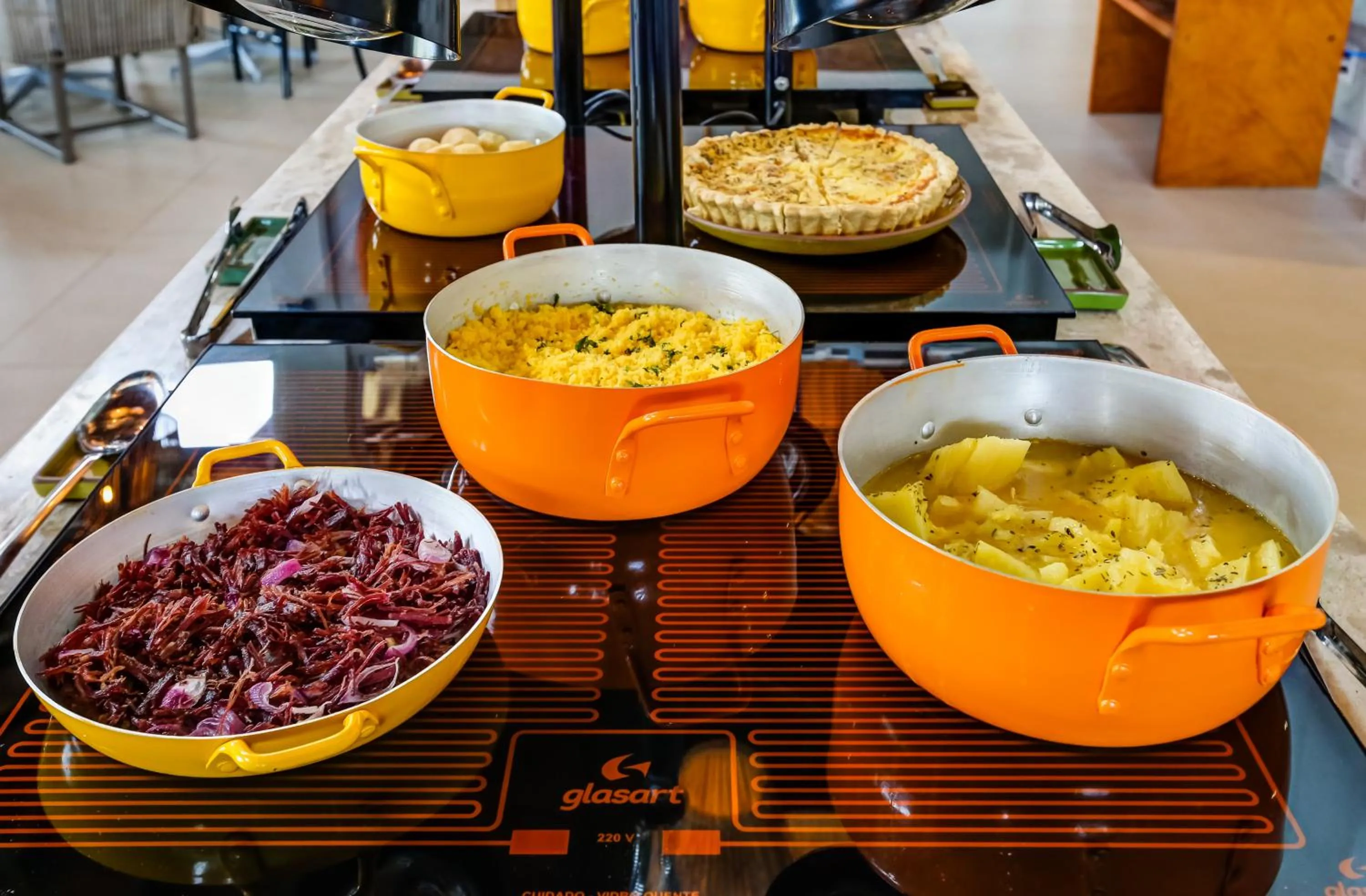 Breakfast in Hotel Boutique & Spa Ponta de Inhambupe by Slaviero Hotéis