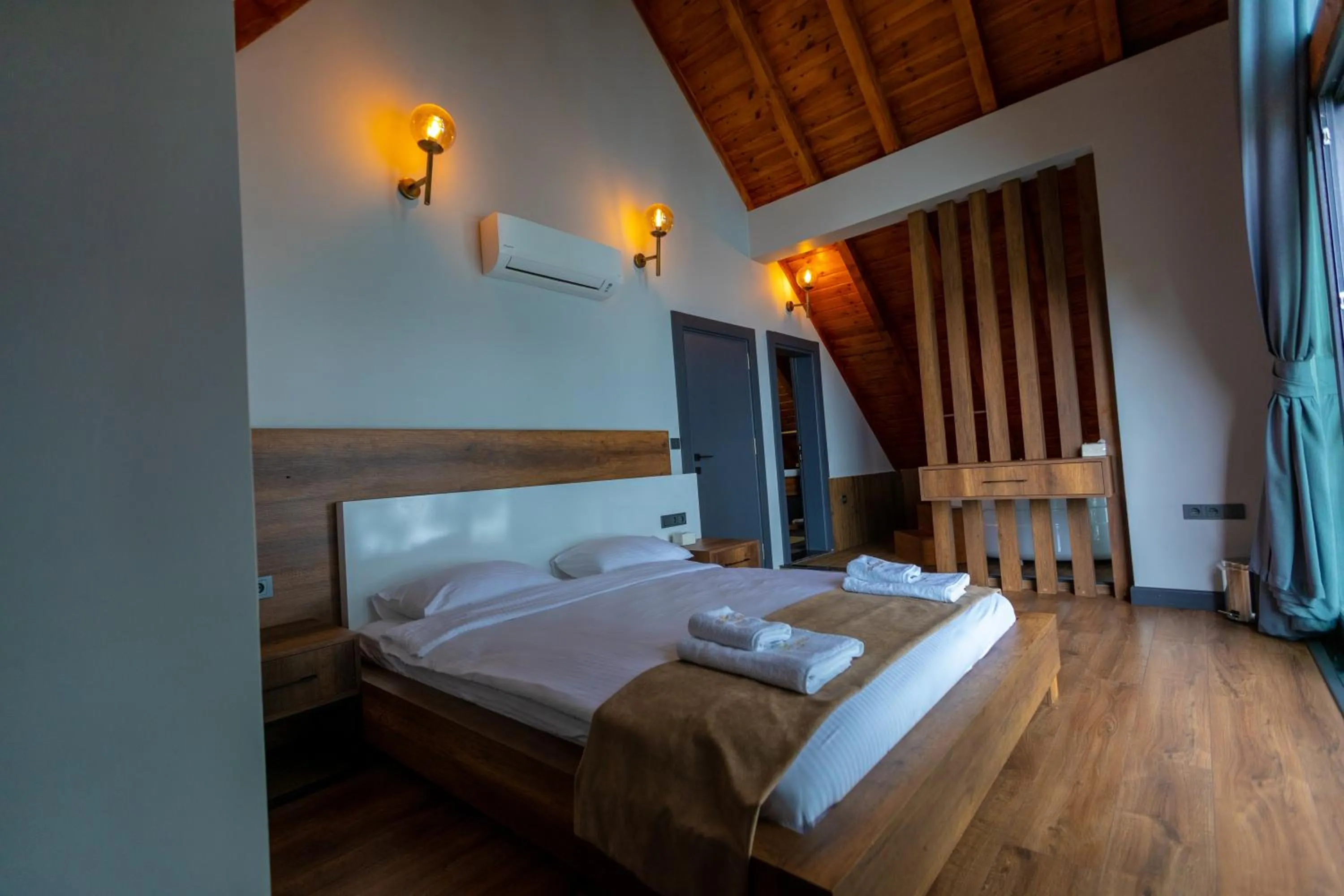 Photo of the whole room, Bed in SANTANA OTEL