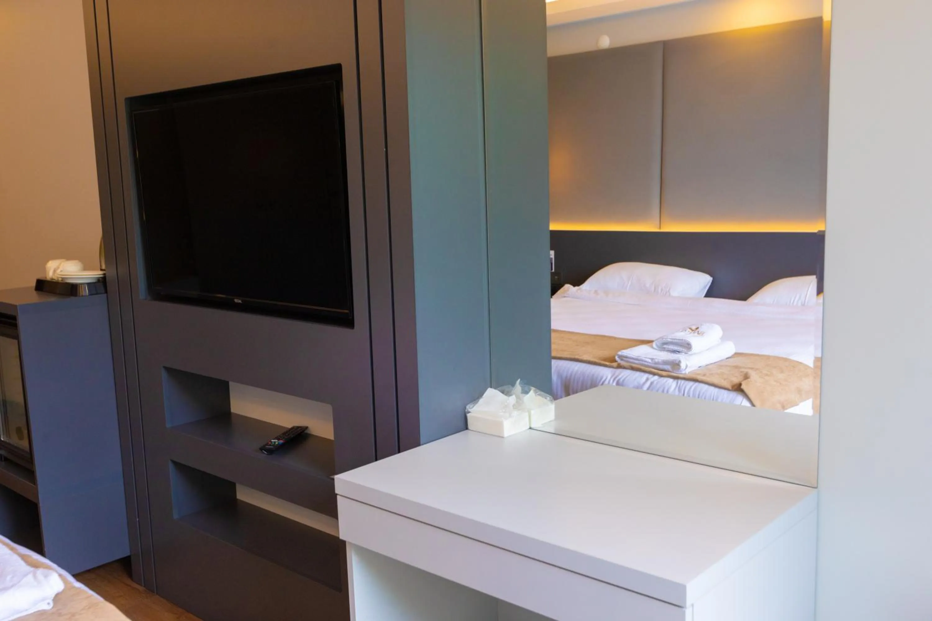 Bedroom, Bed in SANTANA OTEL