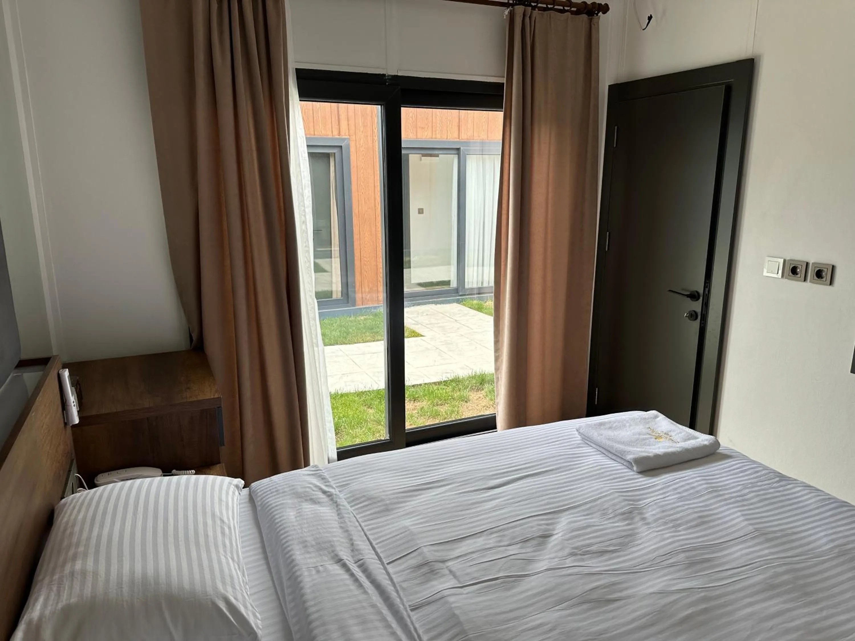 Bedroom, Bed in SANTANA OTEL