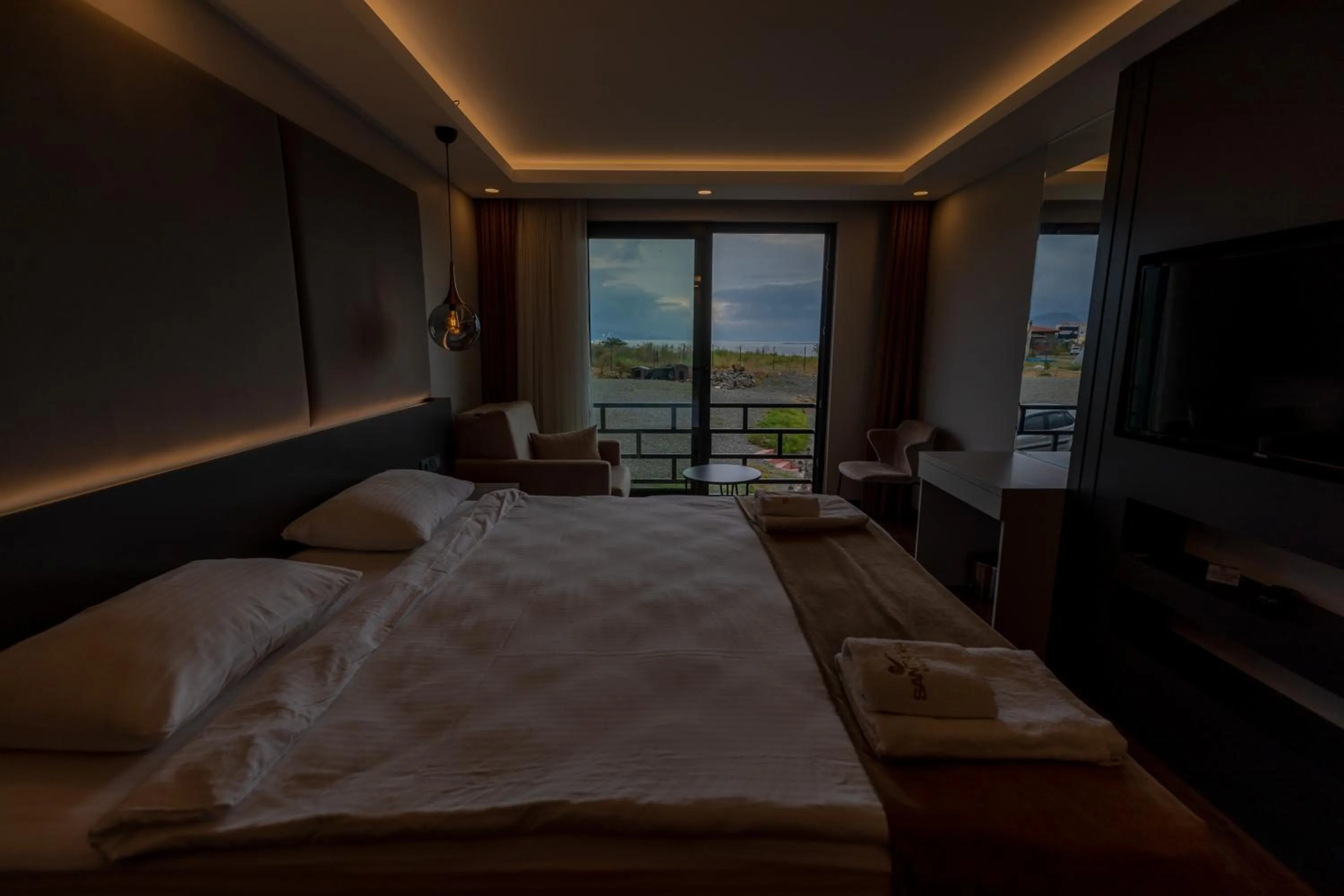 Photo of the whole room, Bed in SANTANA OTEL