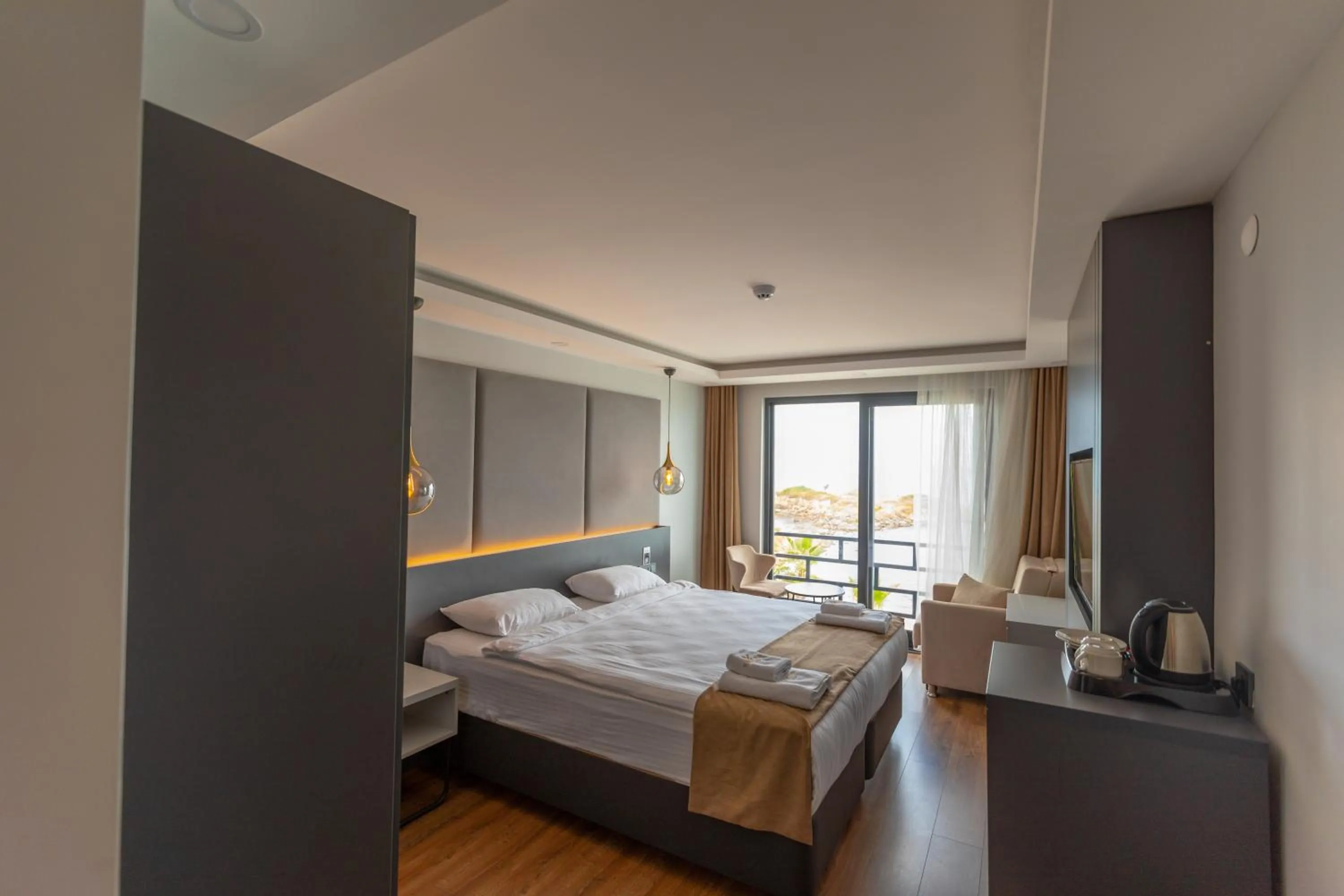 Photo of the whole room, Bed in SANTANA OTEL