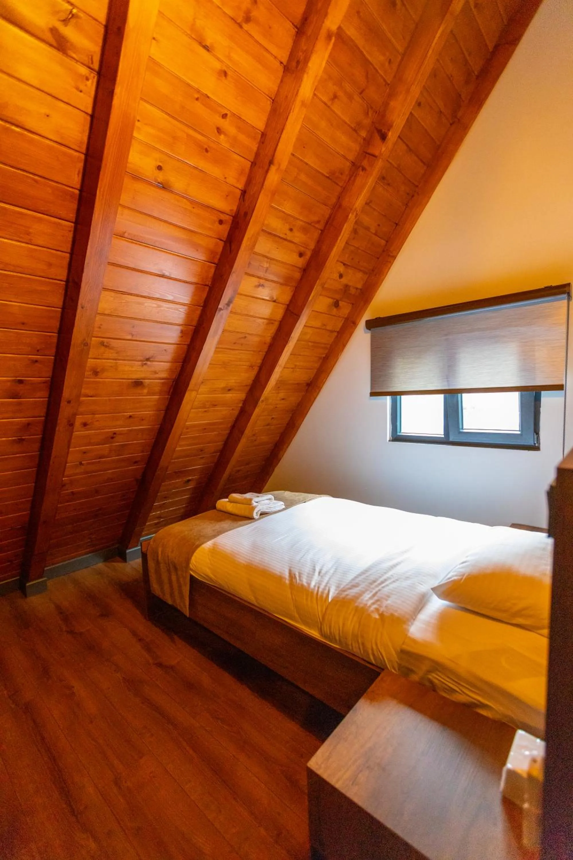 Photo of the whole room, Bed in SANTANA OTEL