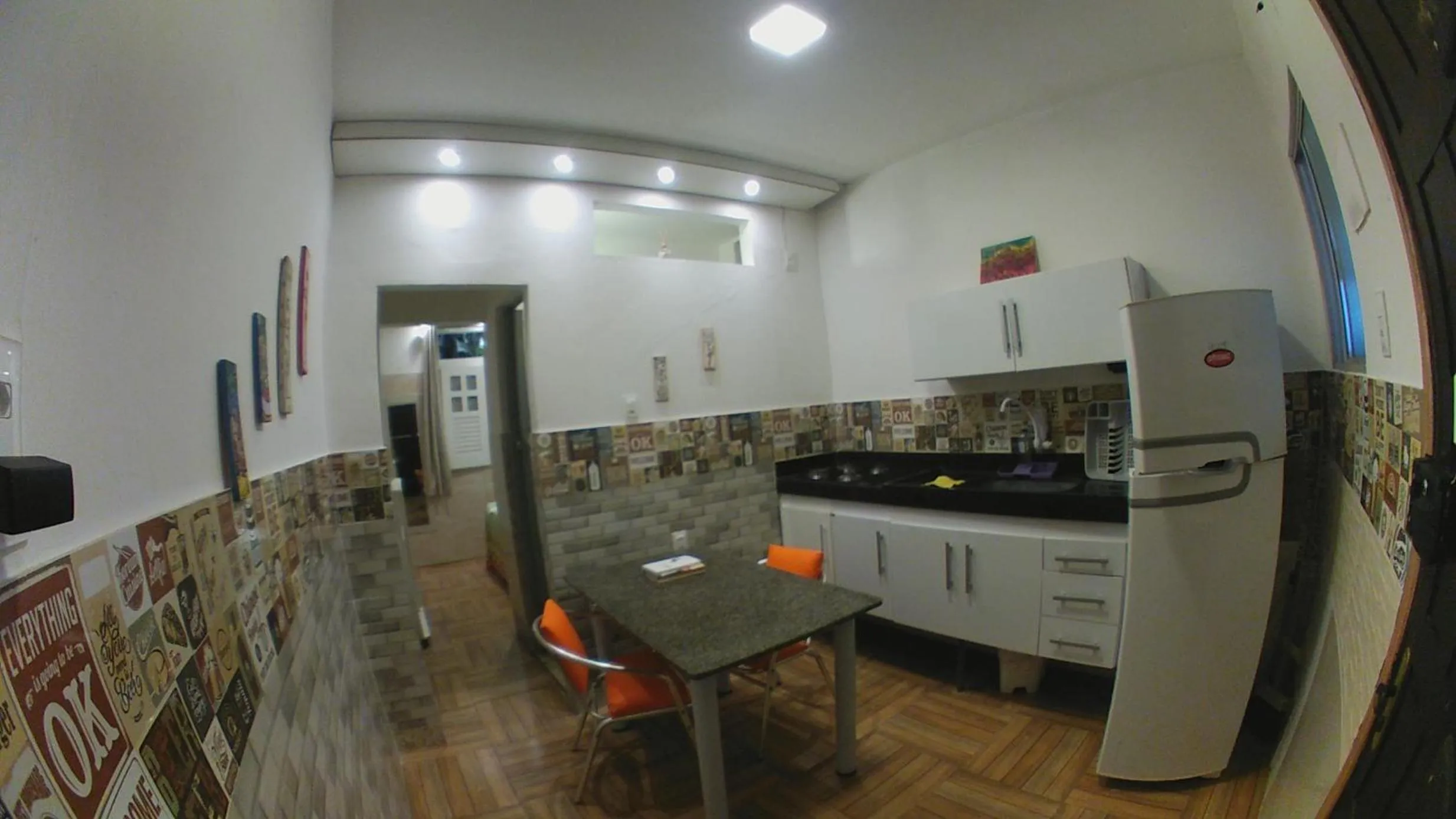 Kitchen or kitchenette in Kitnet Perto da Primeira Praia