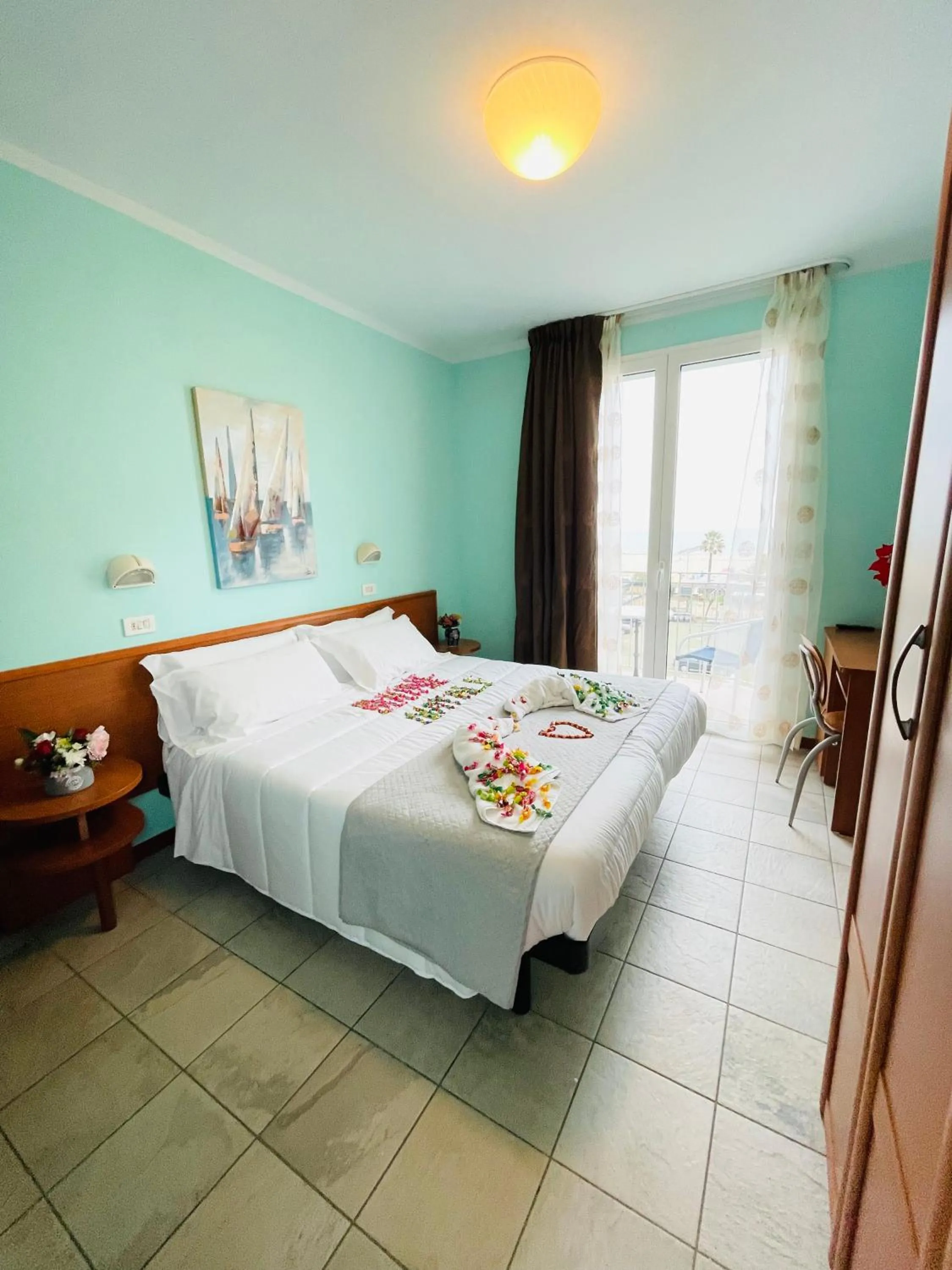 Bed in Hotel Blue Moon