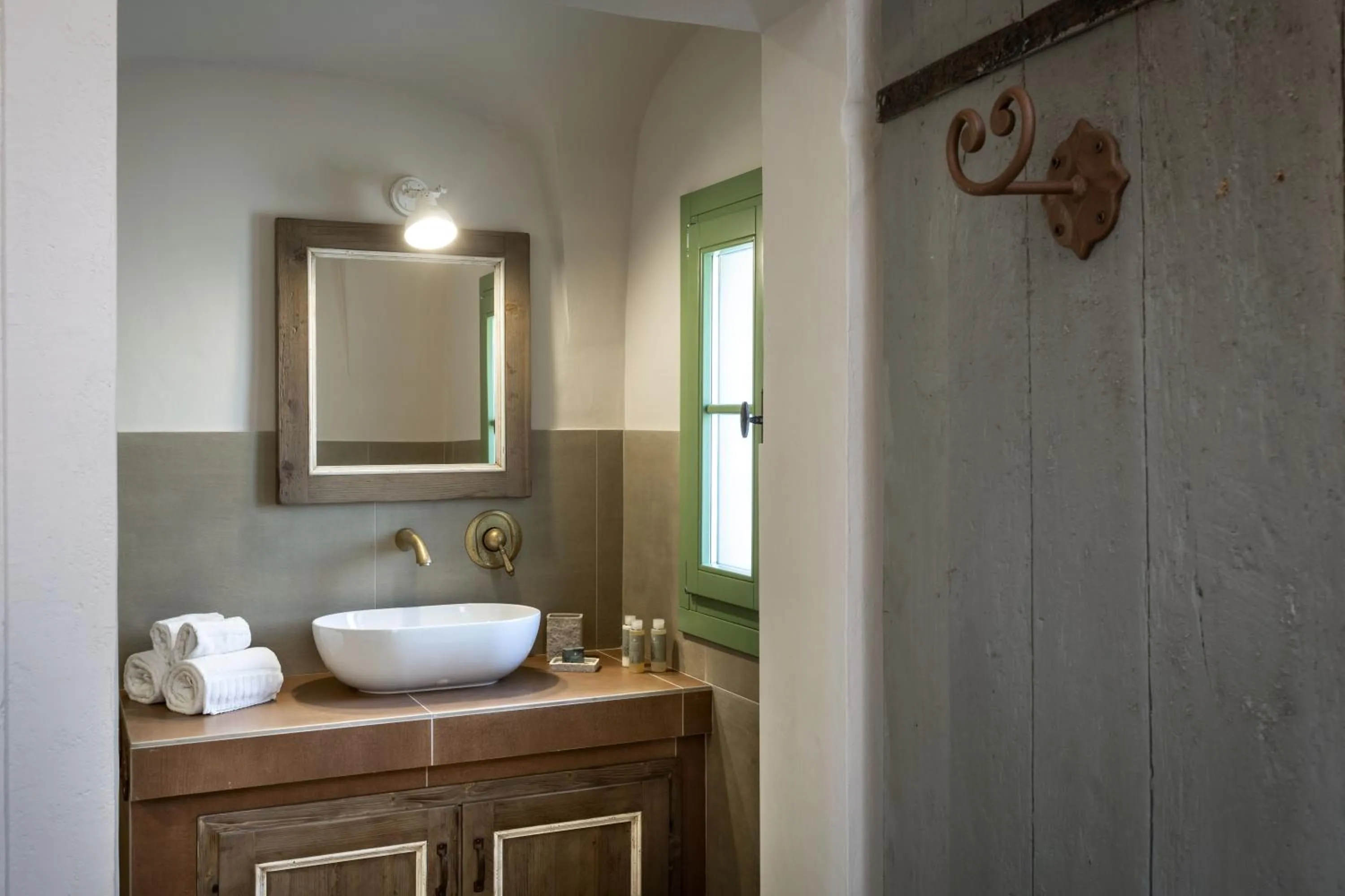Bathroom in Gallicantu Stazzo Retreat