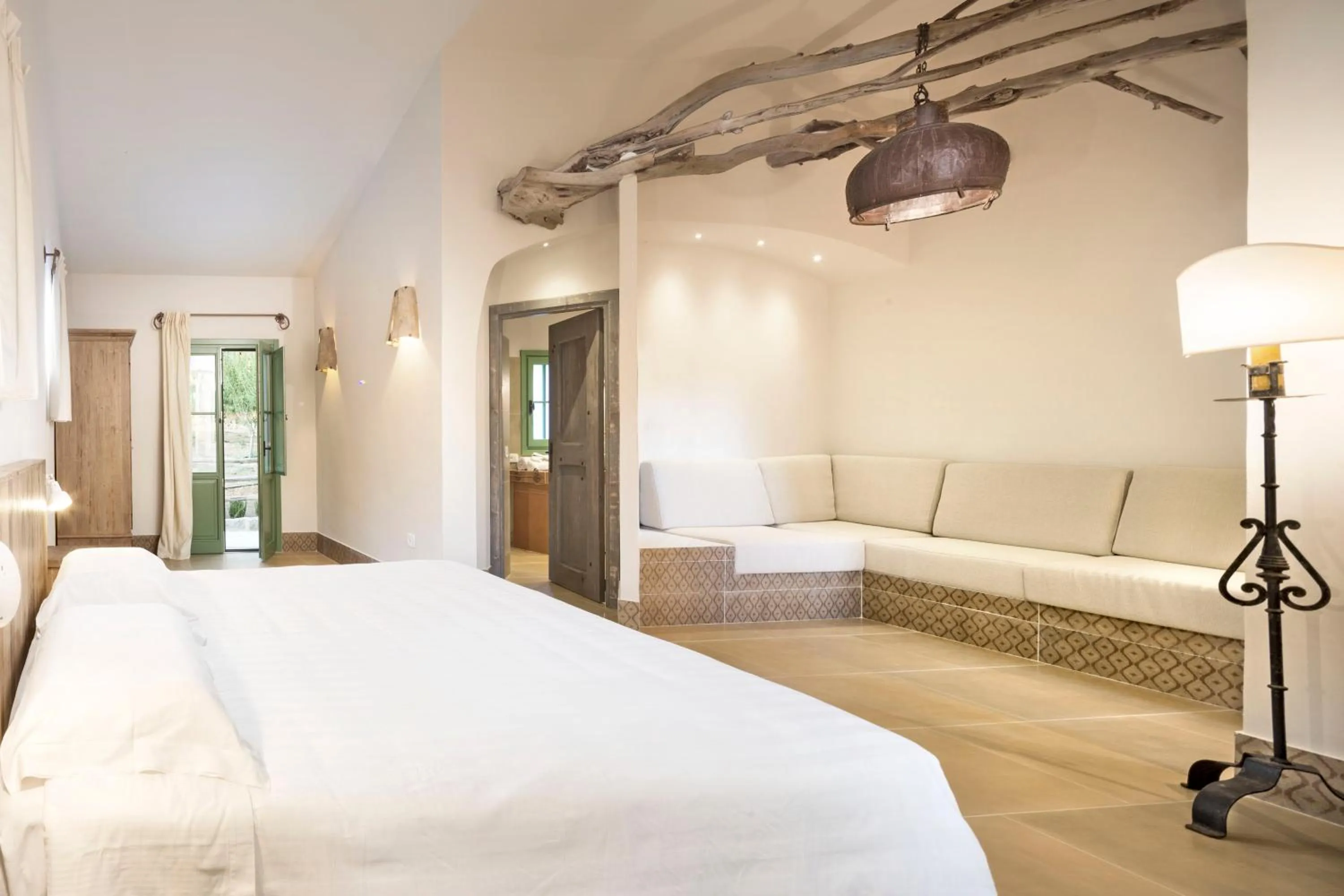 Bed in Gallicantu Stazzo Retreat