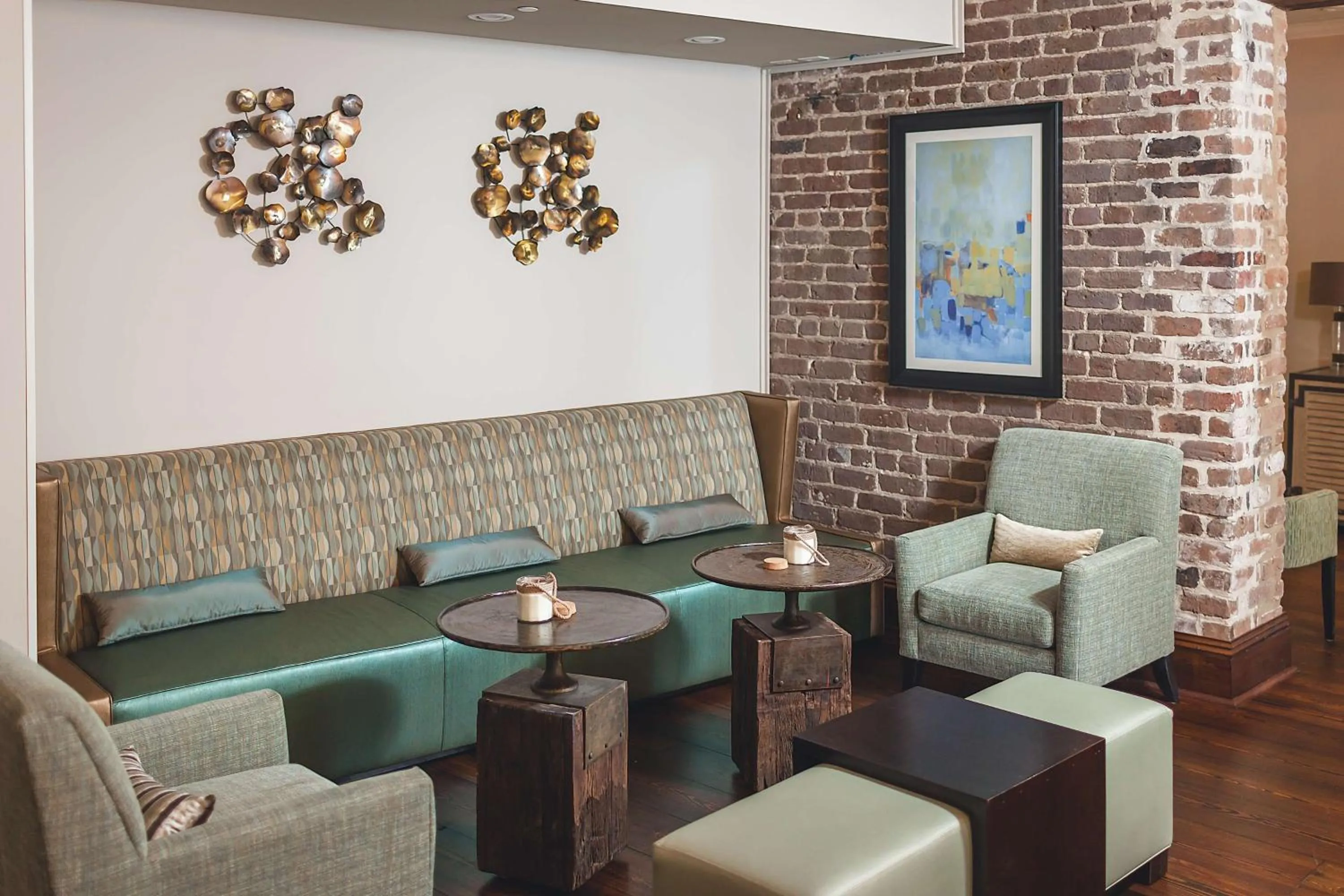 Lobby or reception in The Cotton Sail Hotel Savannah - Tapestry Collection by Hilton