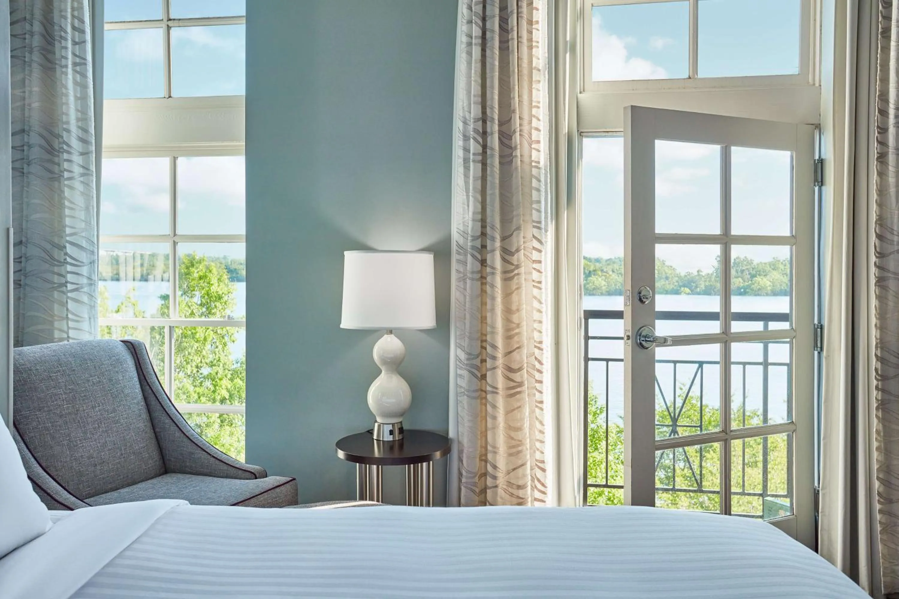 Bed in The Cotton Sail Hotel Savannah - Tapestry Collection by Hilton