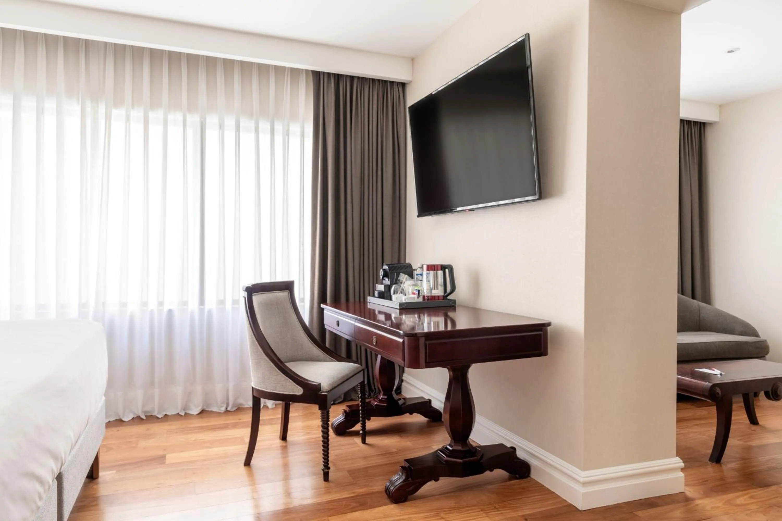 Photo of the whole room in Marriott Buenos Aires Downtown