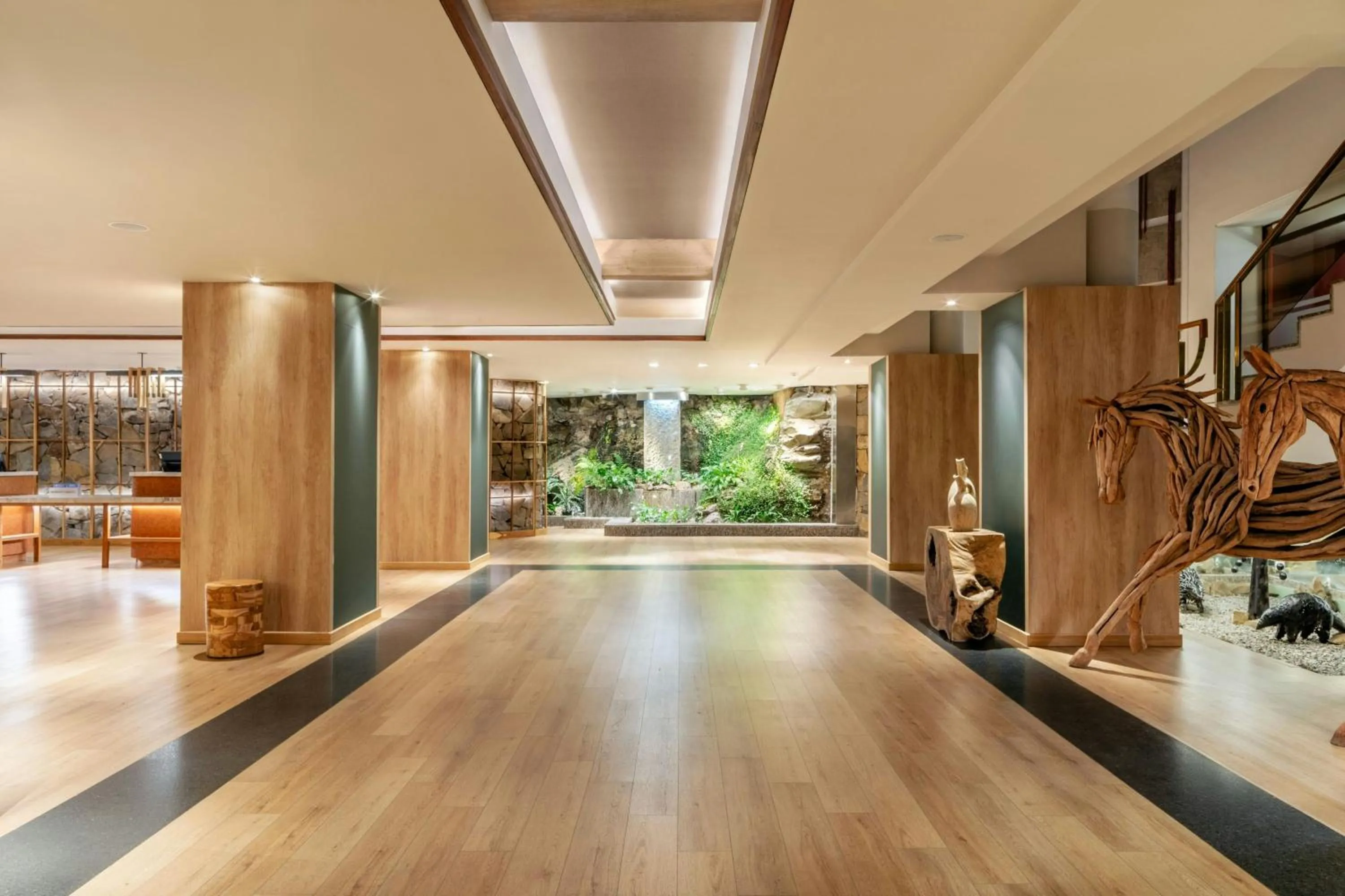 Lobby or reception in Sheraton Bariloche Hotel