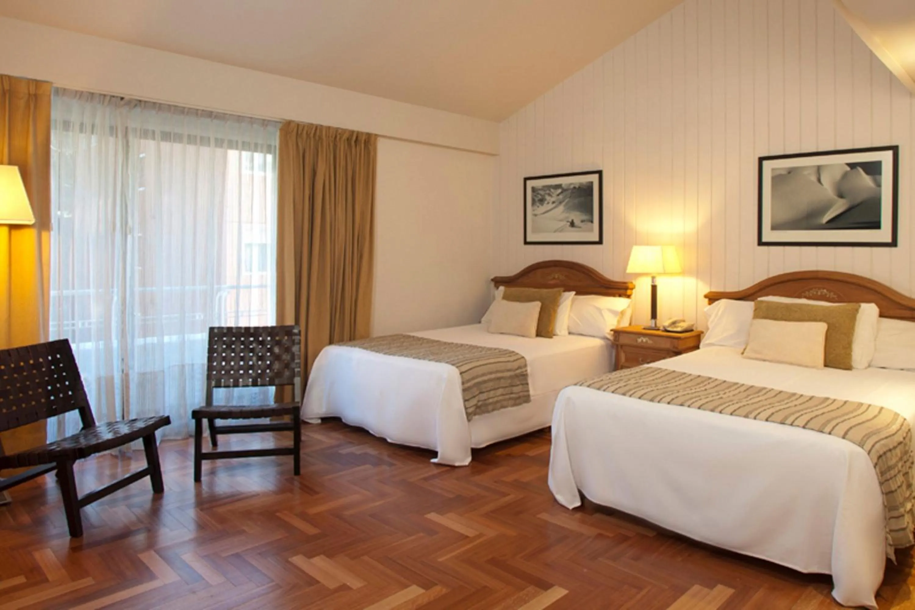 Bedroom, Bed in Sheraton Bariloche Hotel