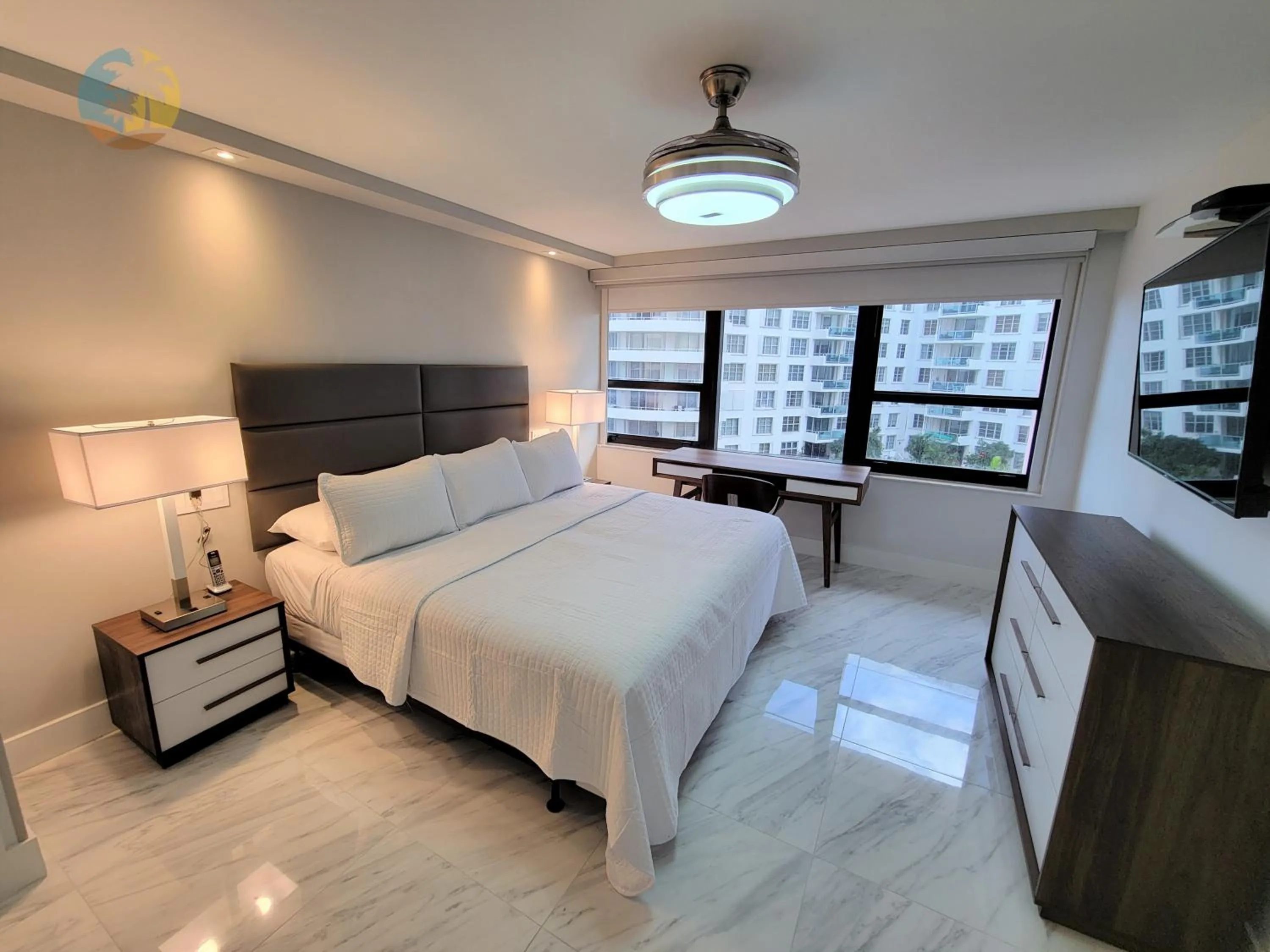 Bed in Deluxe Beach Resort - HORA RENTALS