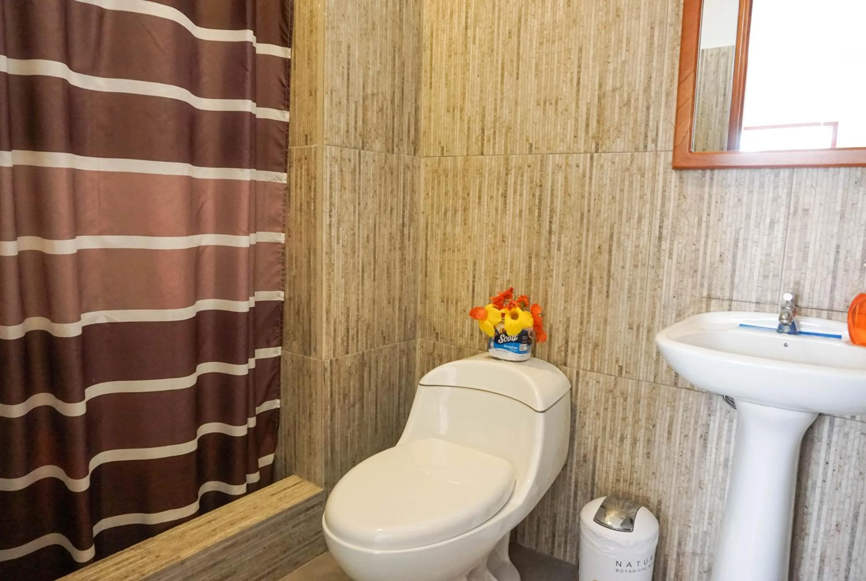 Toilet in Galapagos Native