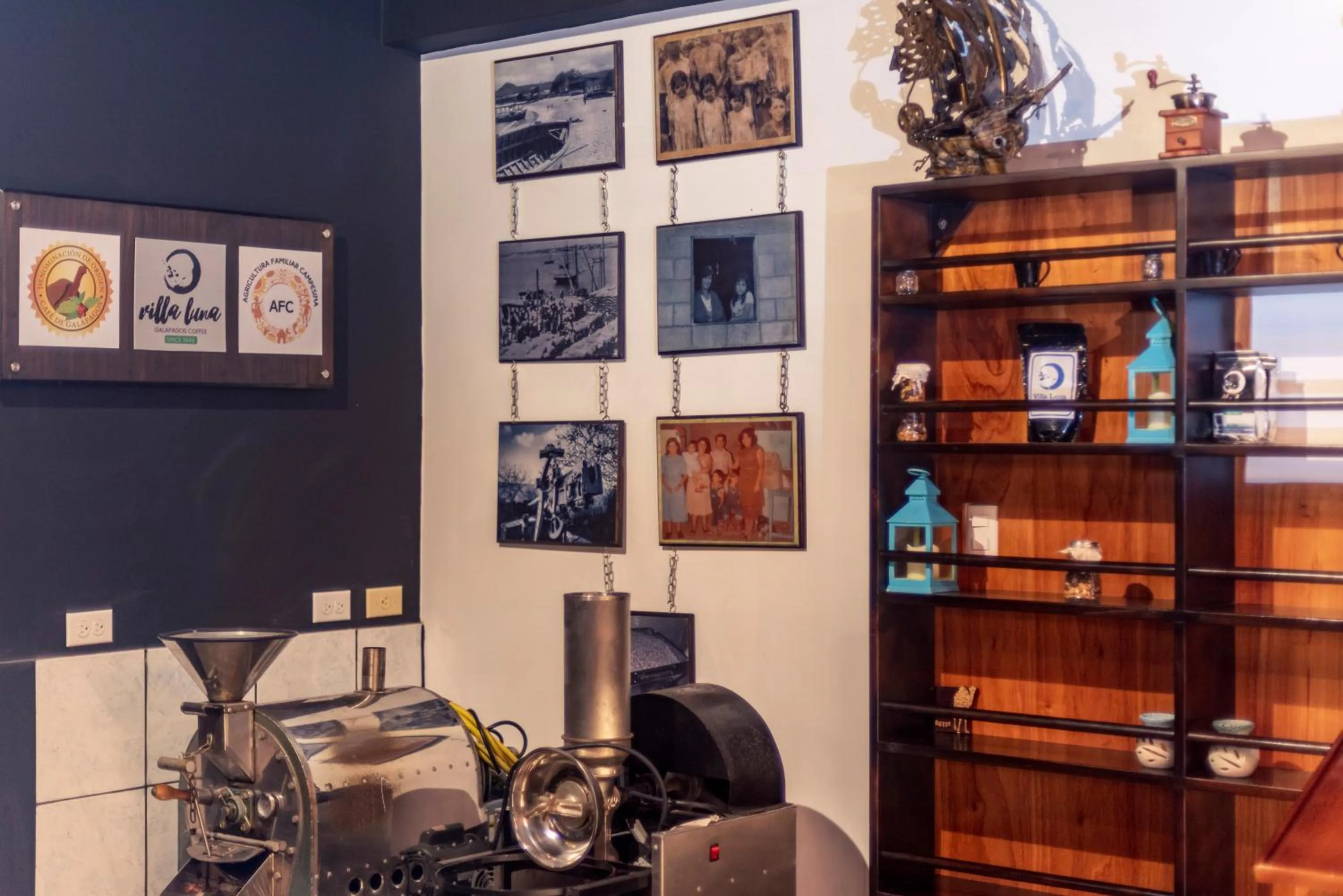 Living room in Galapagos Native