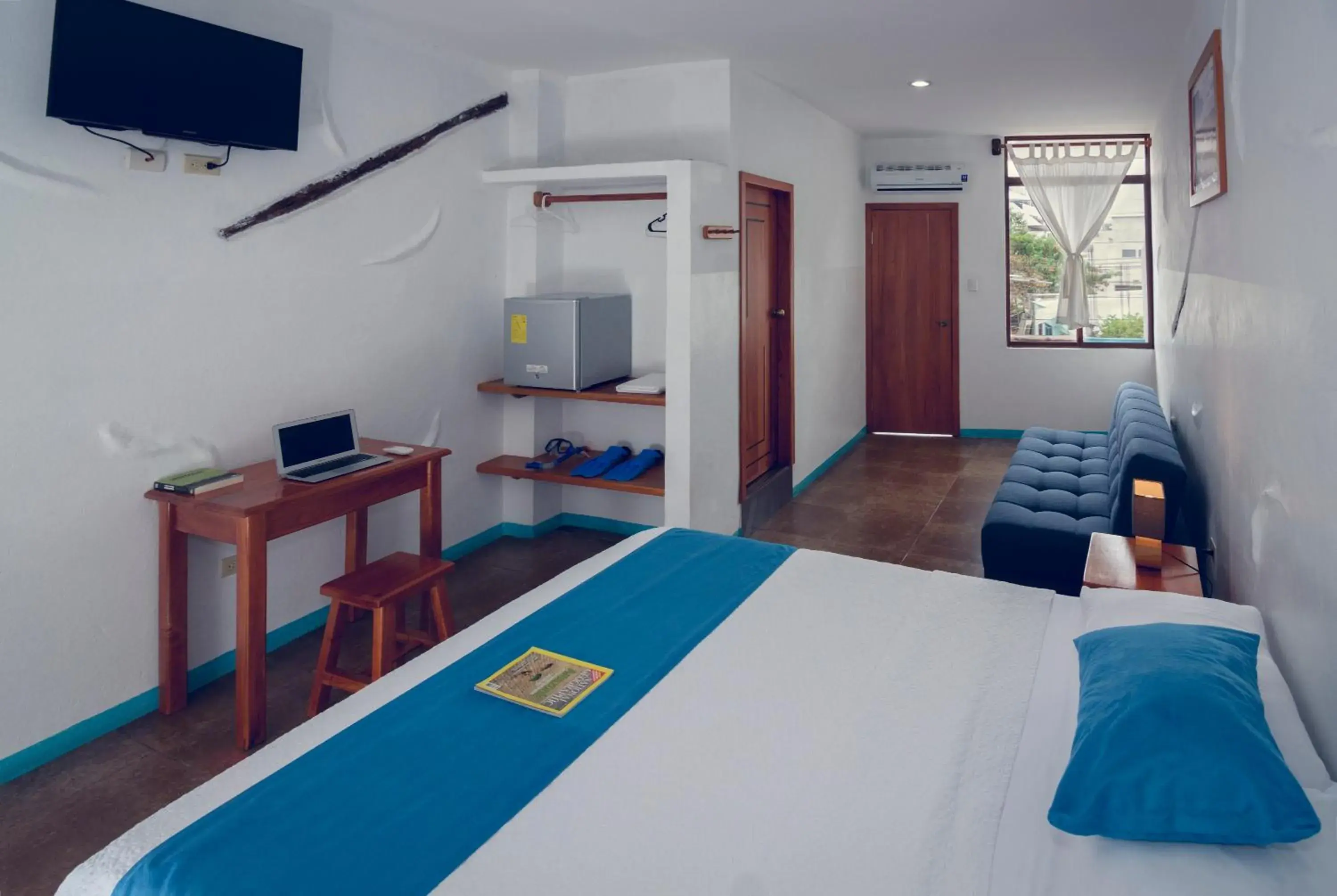 Twin Room with Balcony in Galapagos Native Twin Room with Balcony in Galapagos Native
