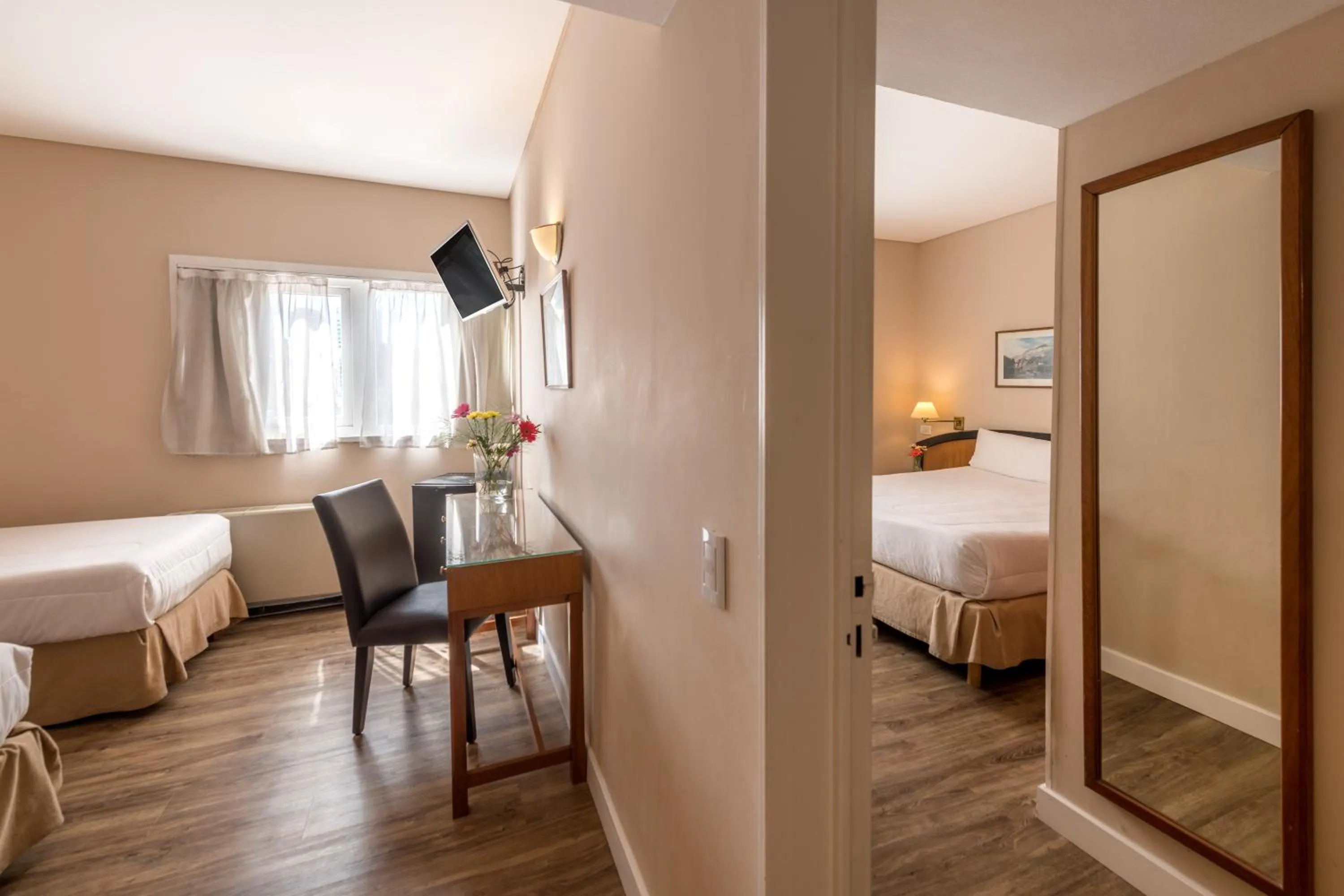 Toilet, Bed in Exe Hotel Colón