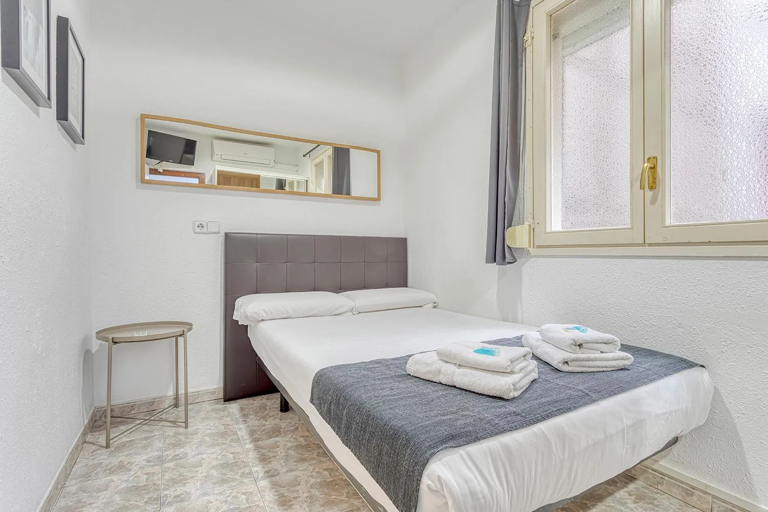 Bed in HOSTAL BEDMATES